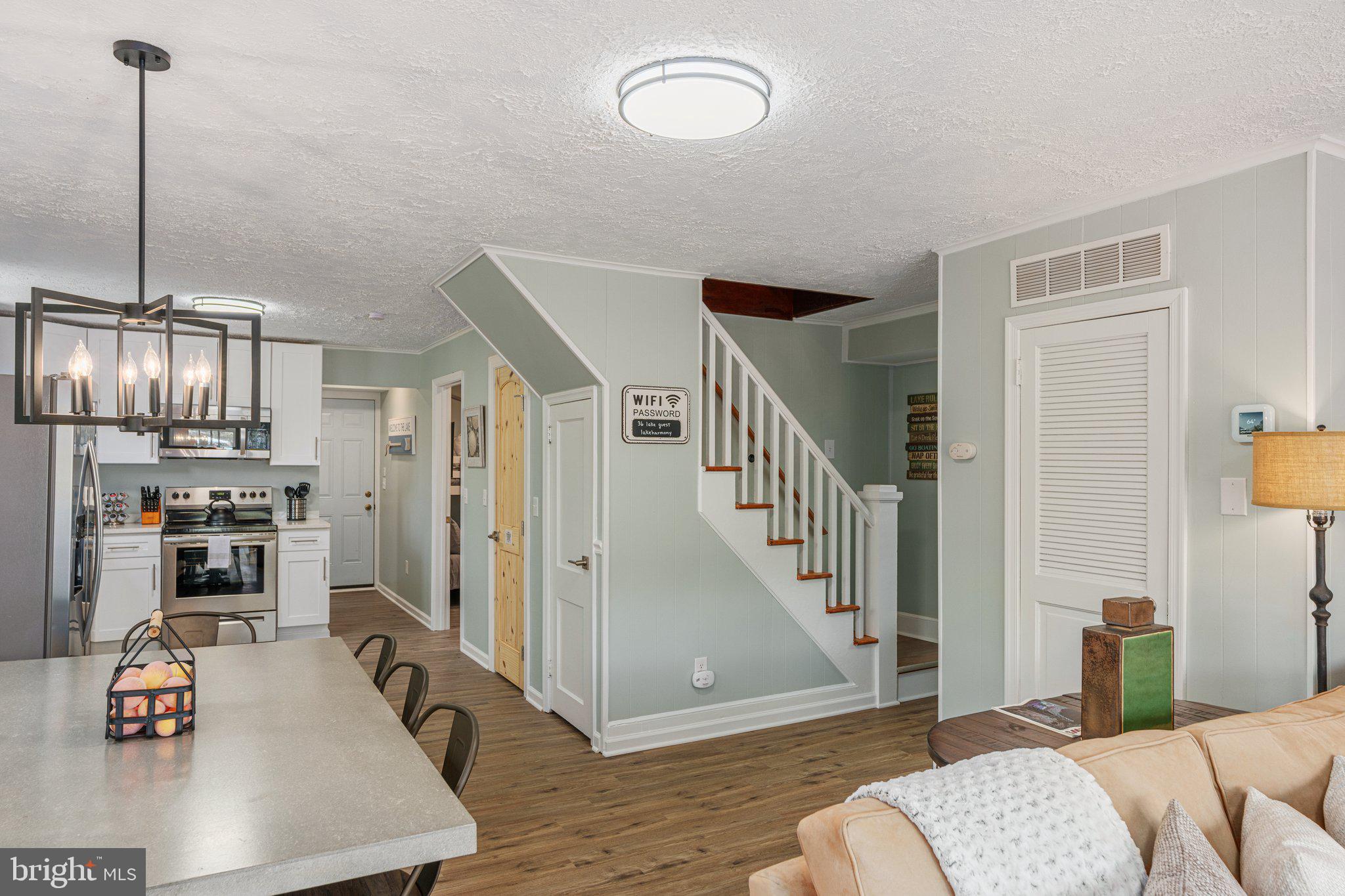 LAKE HARMONY - Residential