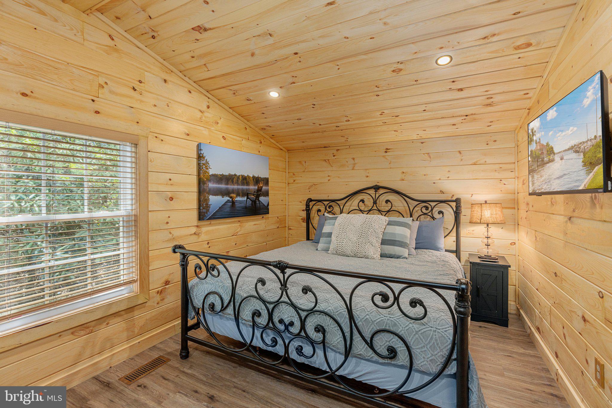 LAKE HARMONY - Residential