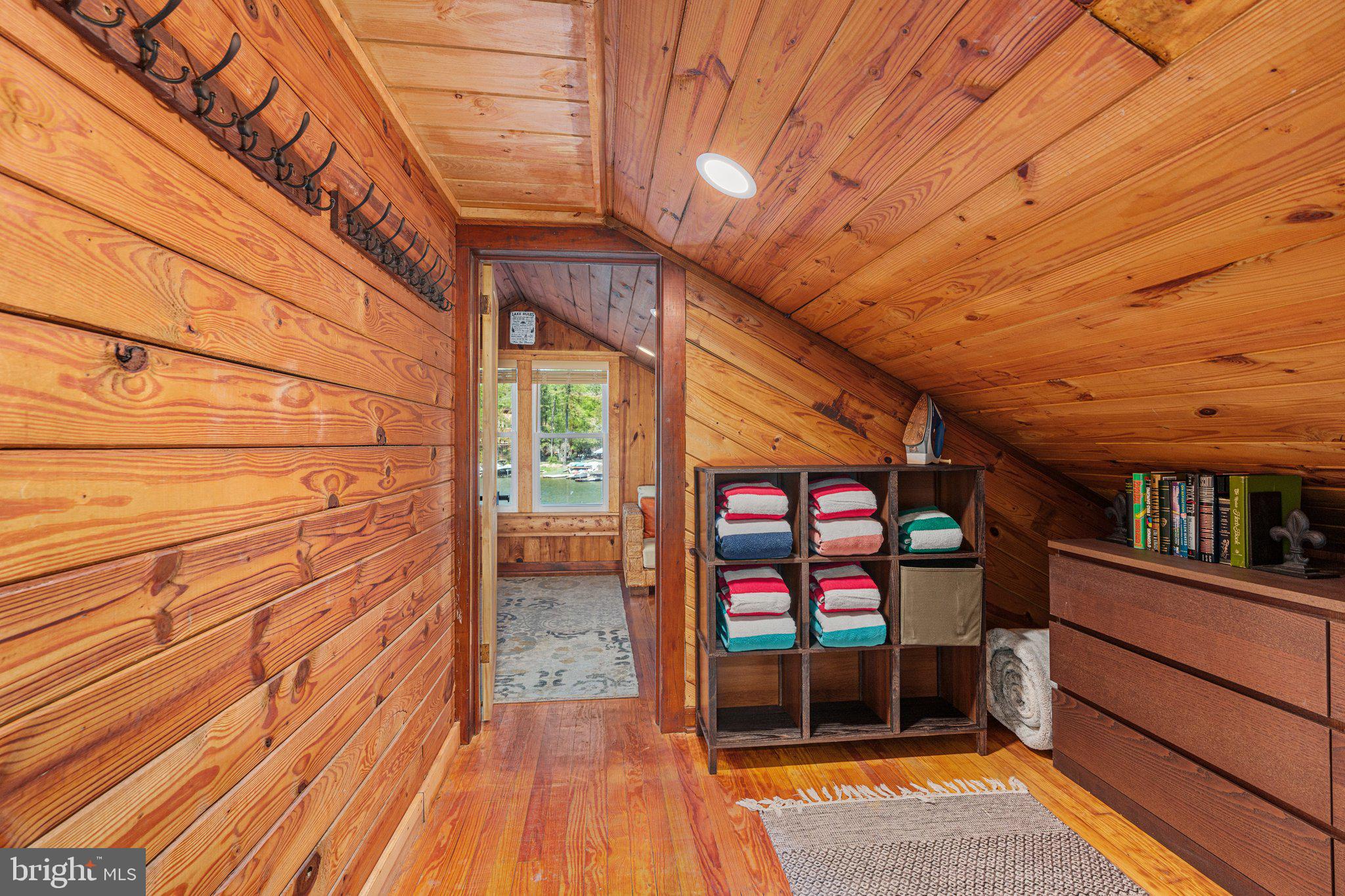 LAKE HARMONY - Residential