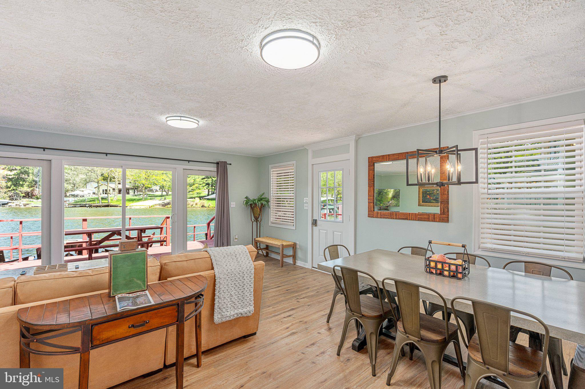 LAKE HARMONY - Residential