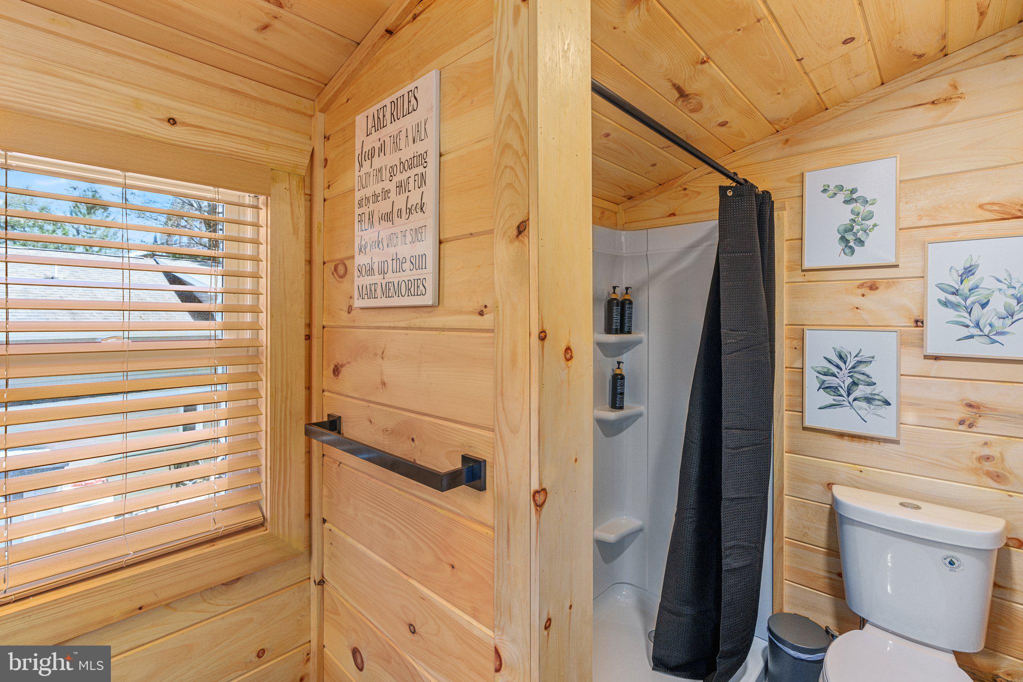 LAKE HARMONY - Residential