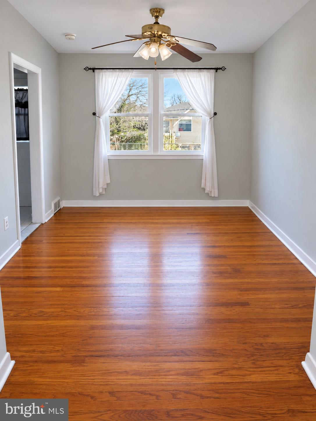 611 GREEN LANE