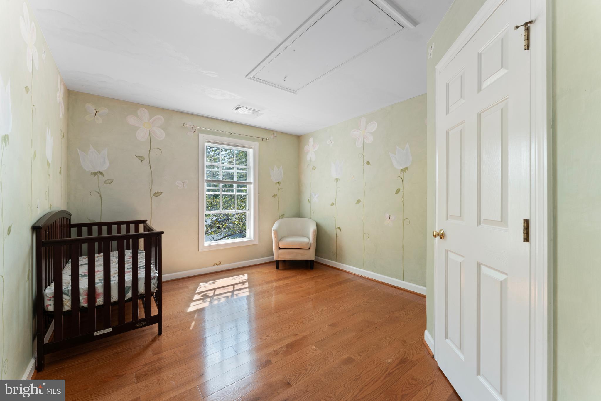 WAVERLY WOODS - Residential