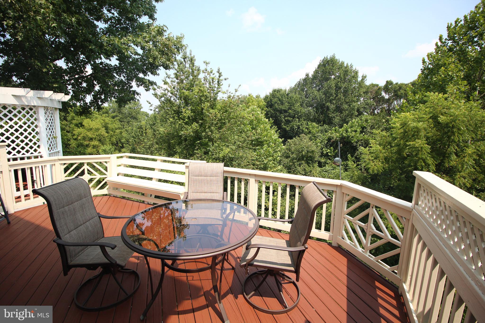 WAVERLY WOODS - Residential