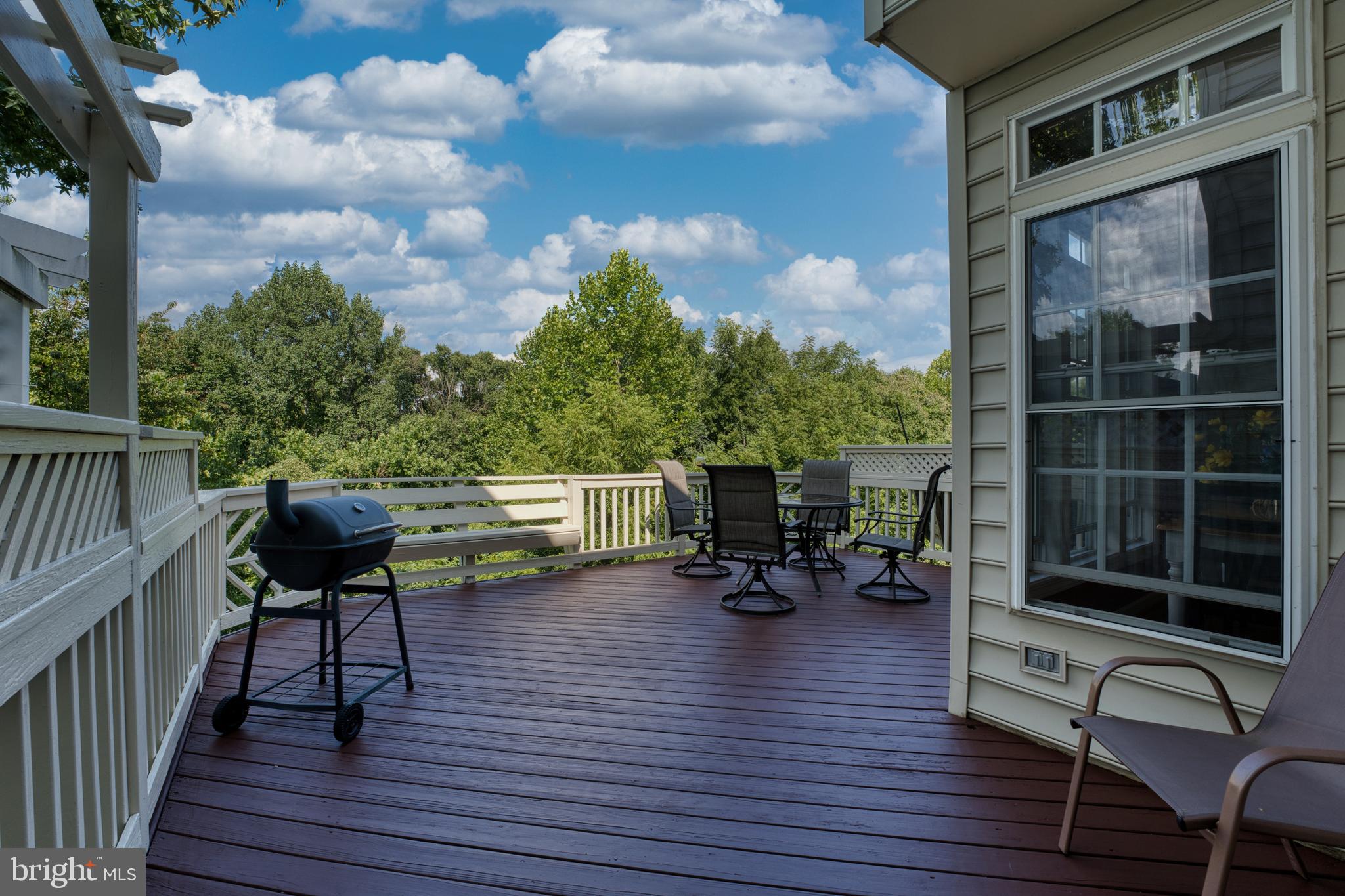 WAVERLY WOODS - Residential