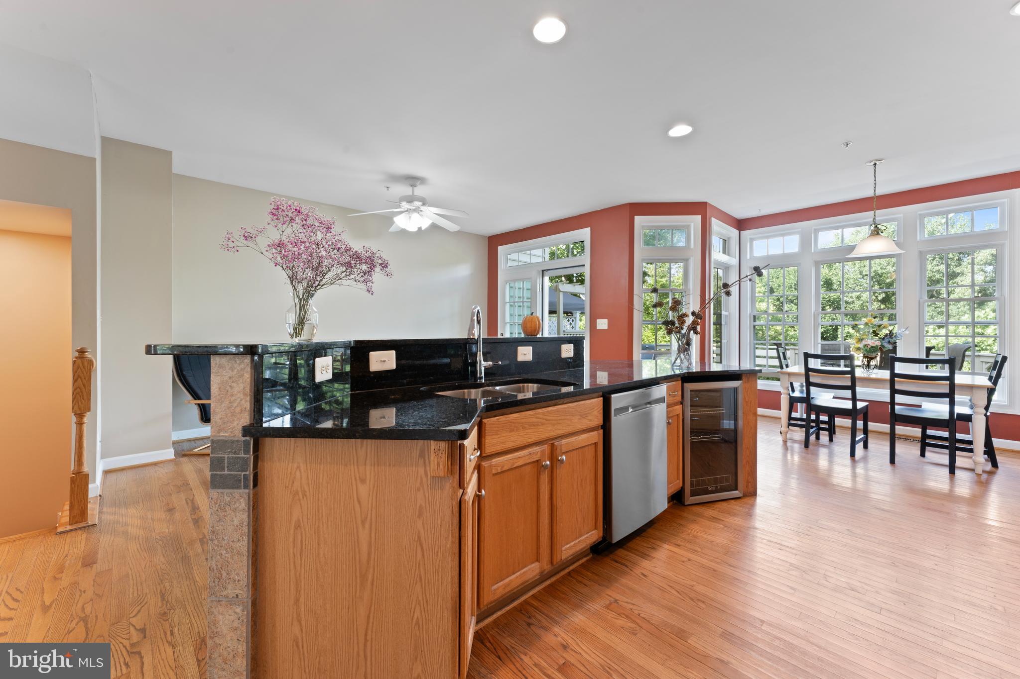 WAVERLY WOODS - Residential