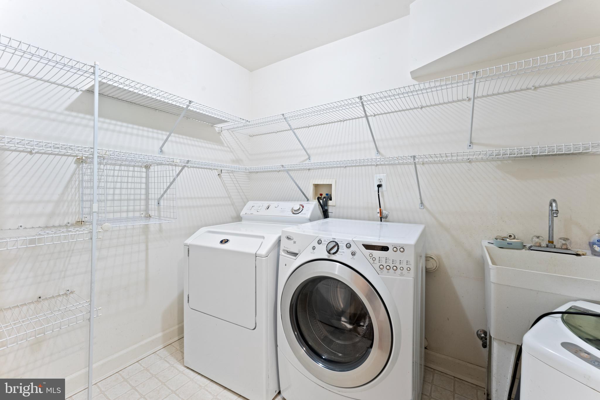 WAVERLY WOODS - Residential