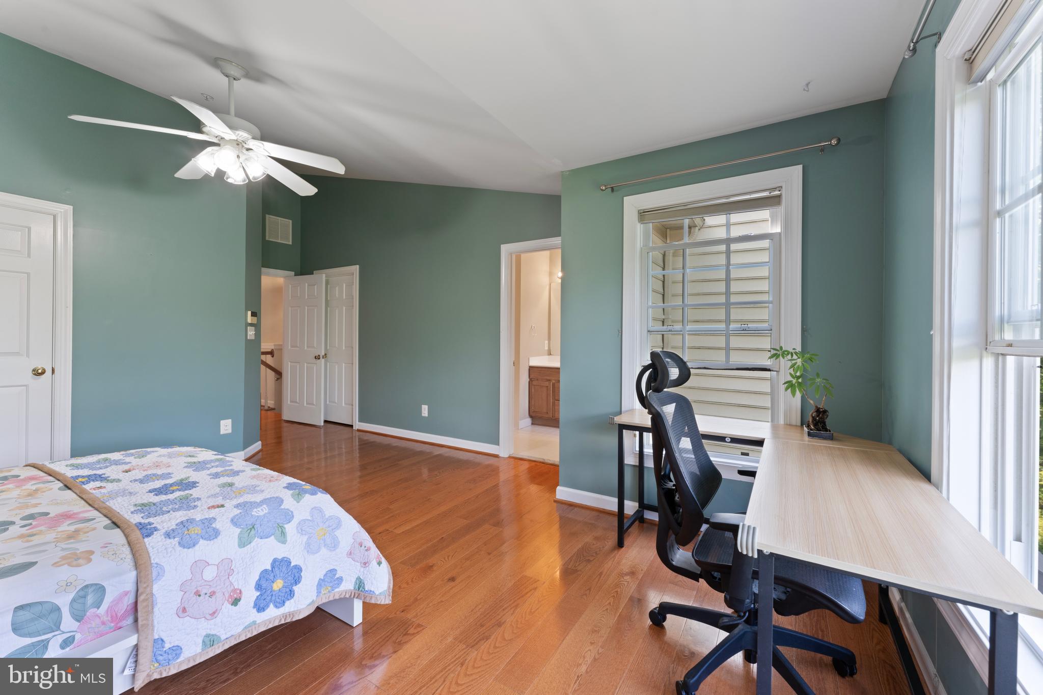 WAVERLY WOODS - Residential