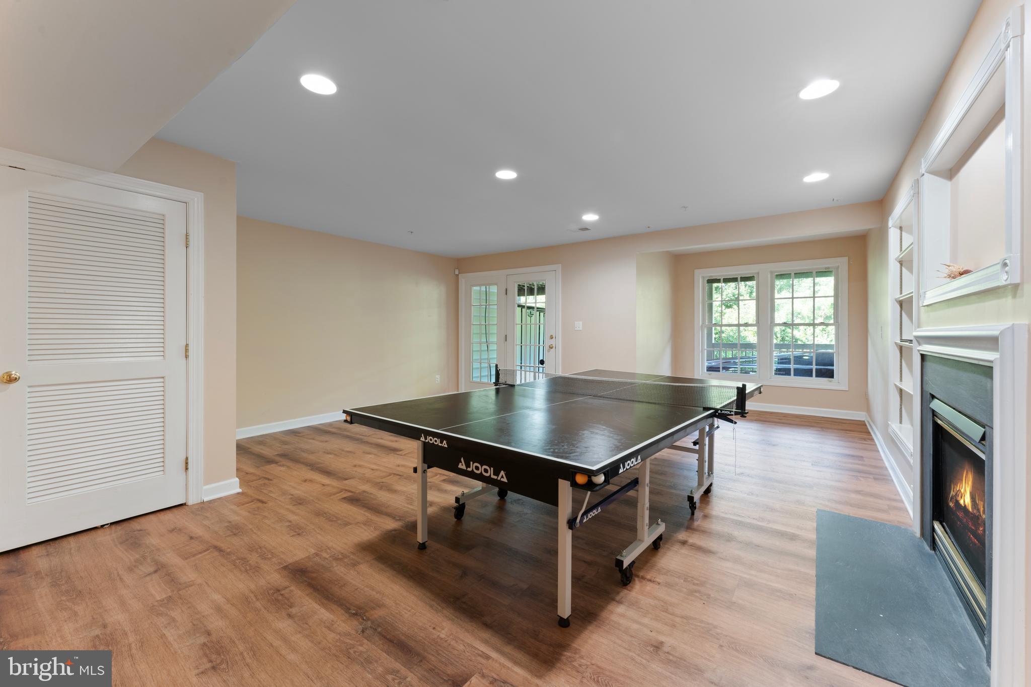 WAVERLY WOODS - Residential