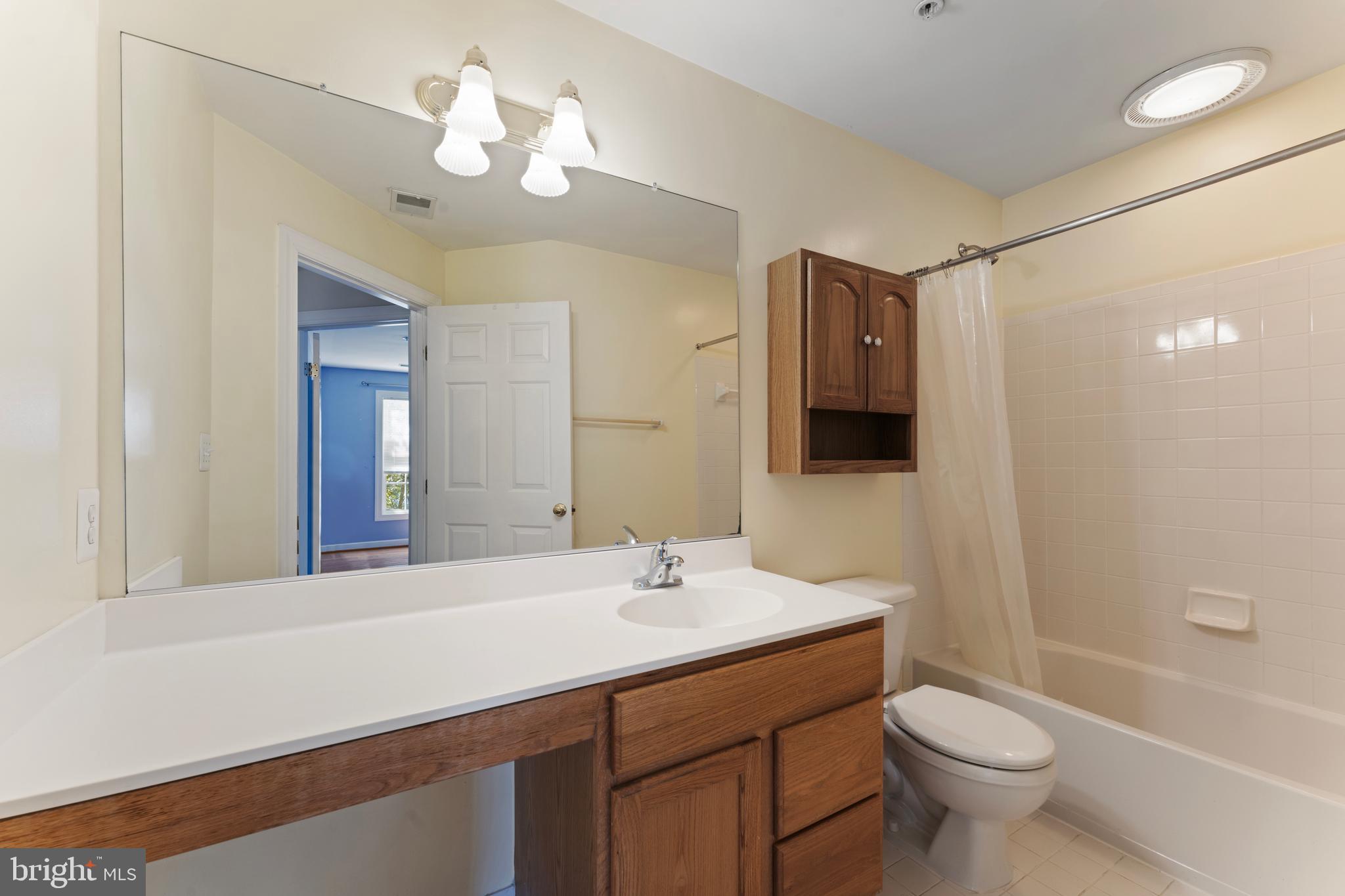 WAVERLY WOODS - Residential