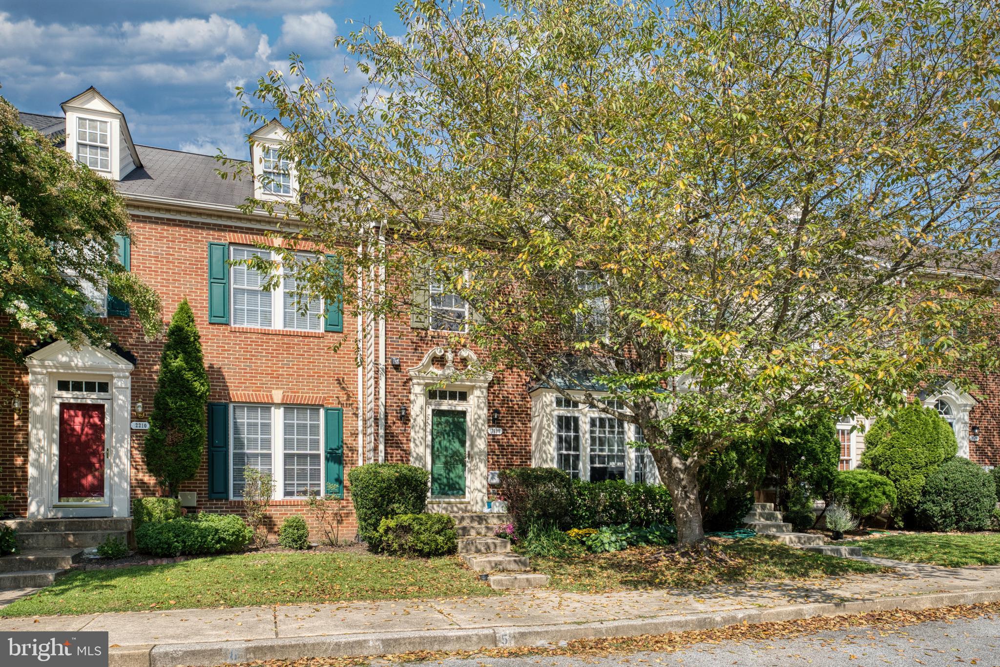 WAVERLY WOODS - Residential