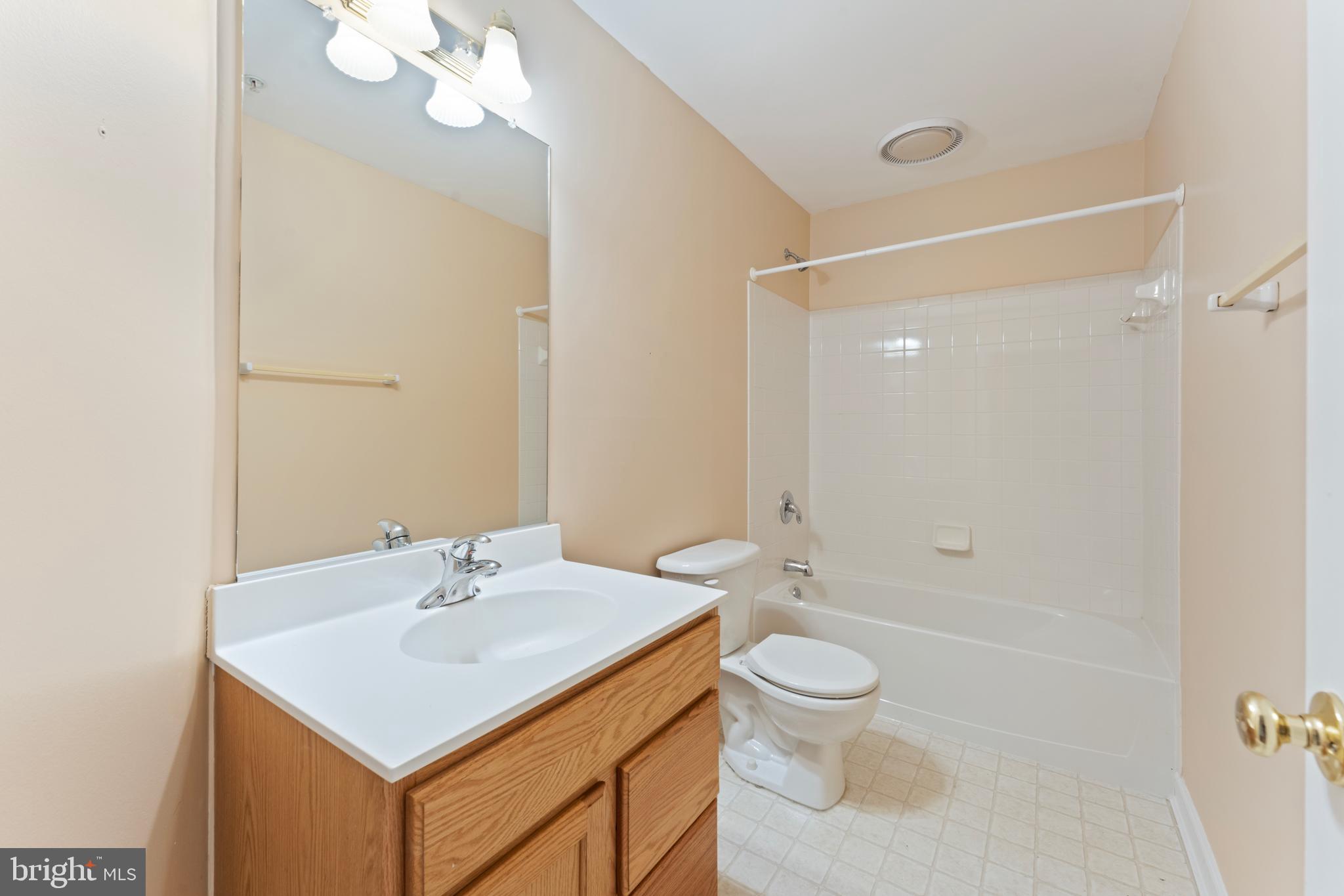 WAVERLY WOODS - Residential