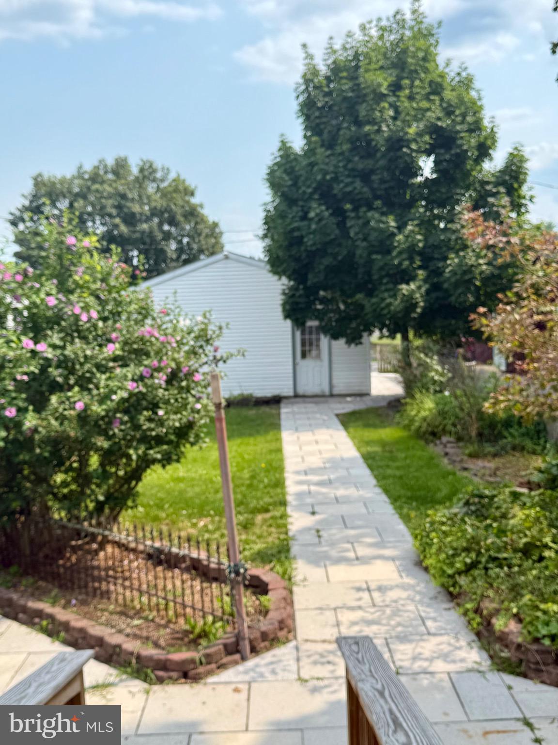 155 E MIDDLE STREET