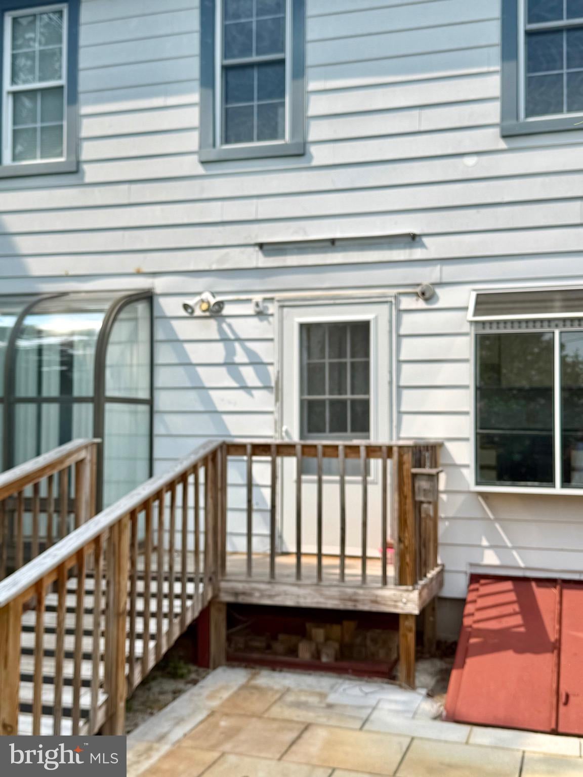155 E MIDDLE STREET