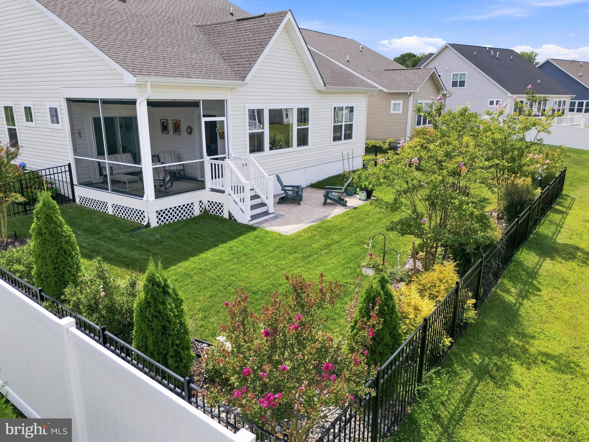 31533 DEEP POND LANE
