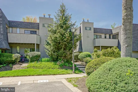 MLS: NJBL2110128