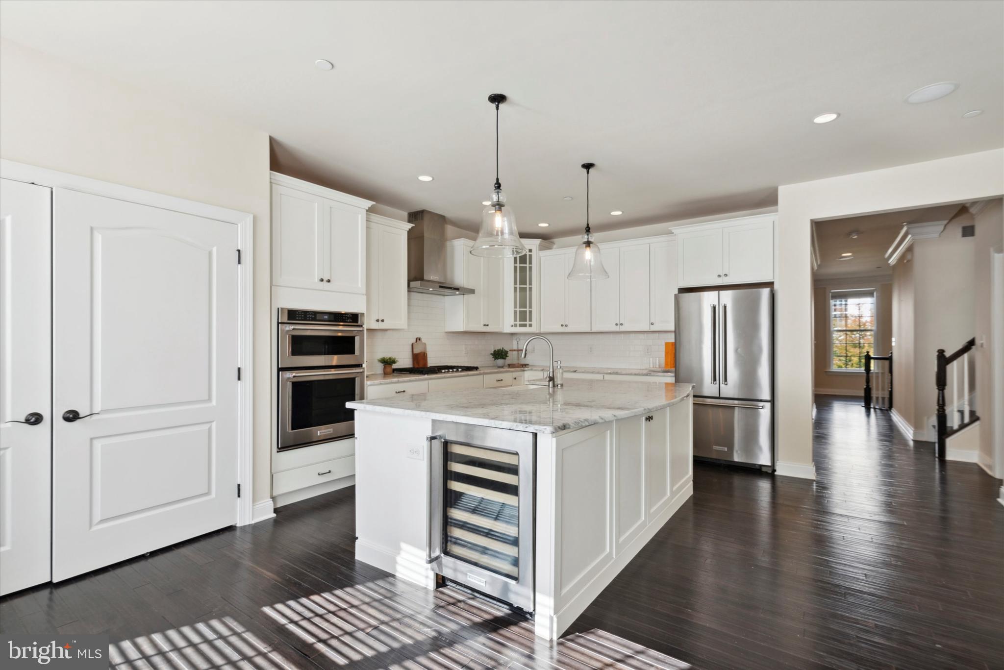 RAVENSCLIFF - Residential Lease