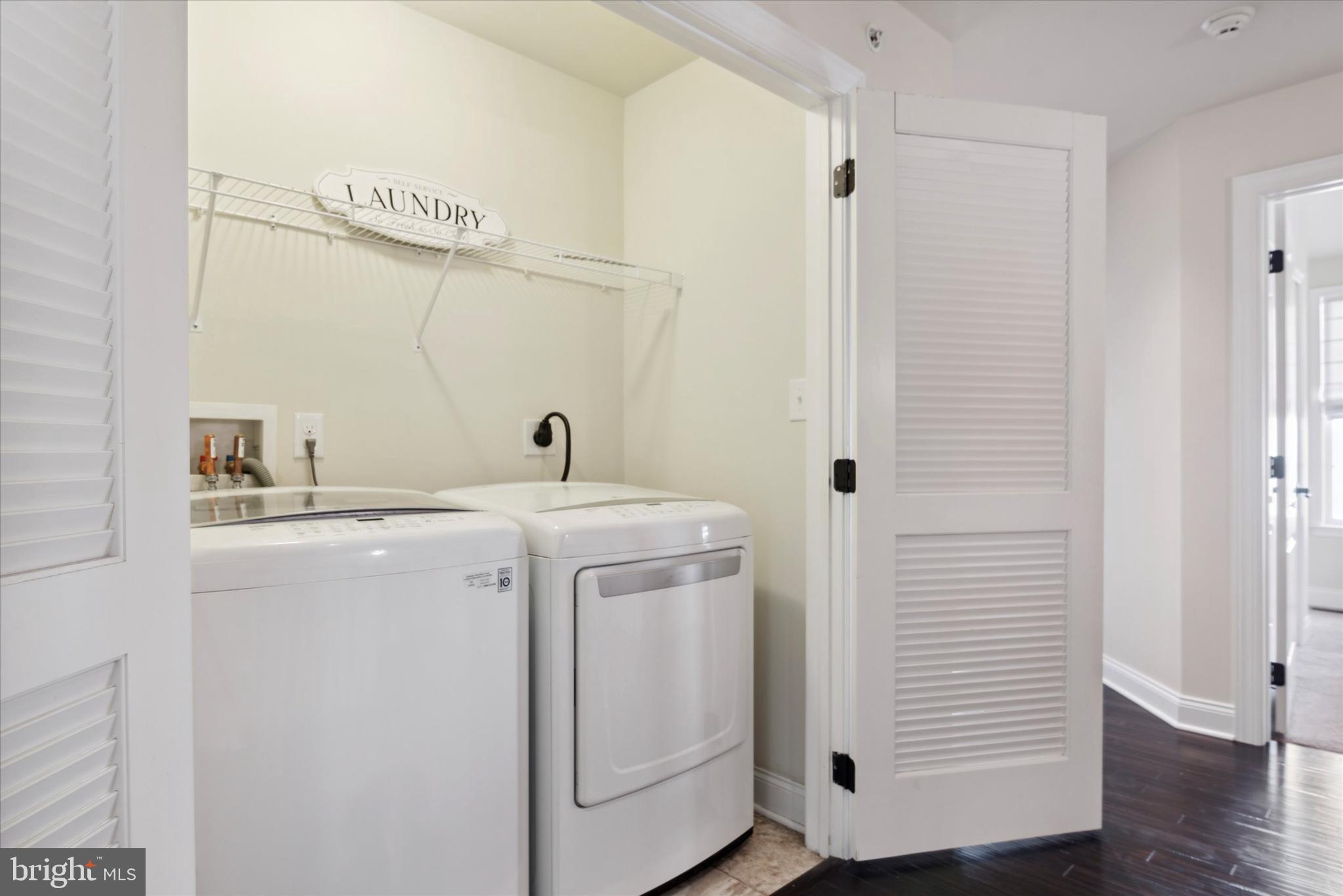 RAVENSCLIFF - Residential Lease