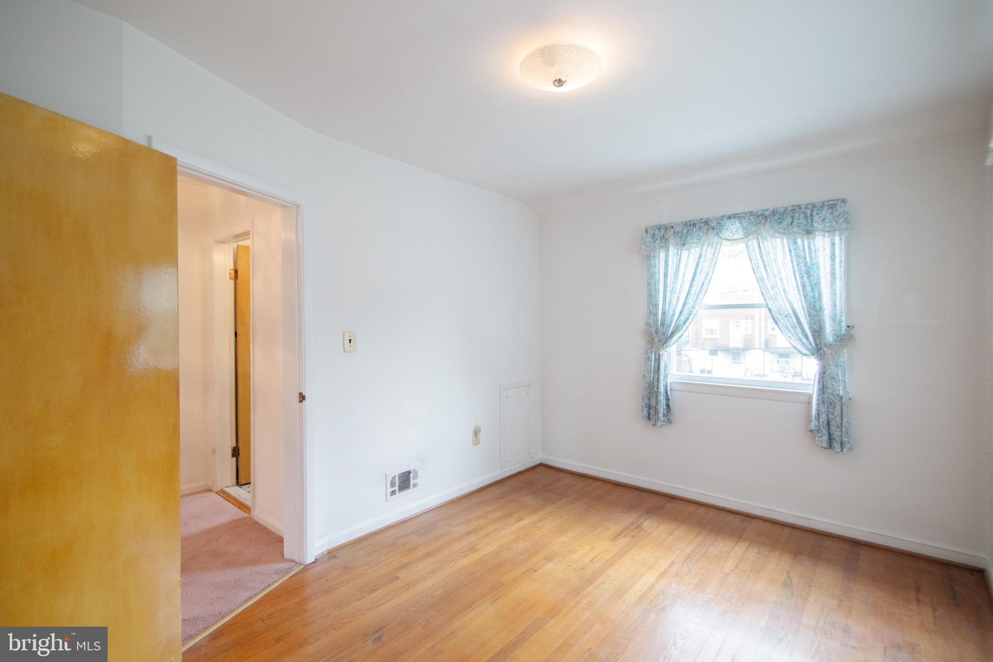 BALTIMORE HIGHLANDS - Residential