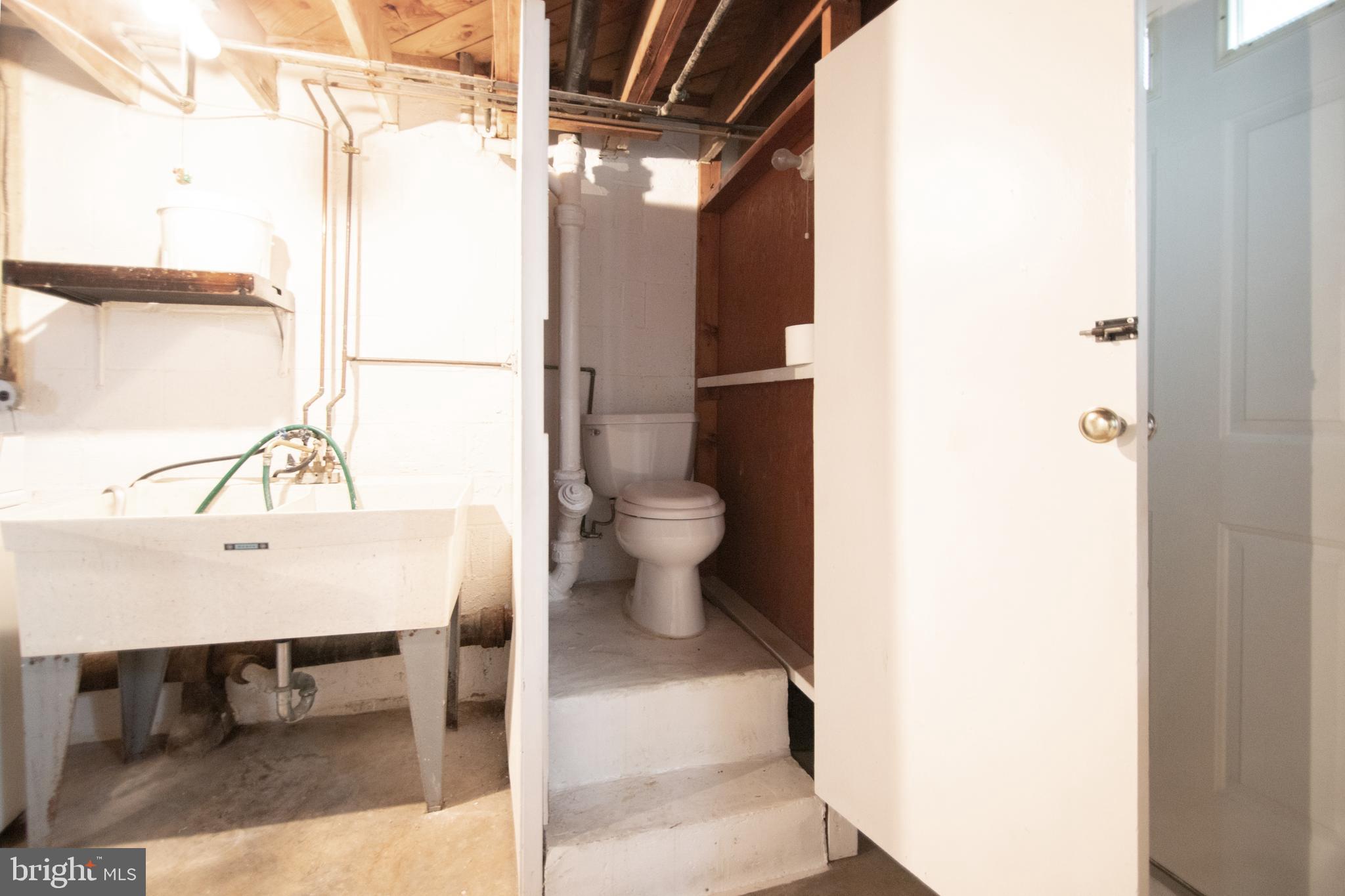 BALTIMORE HIGHLANDS - Residential