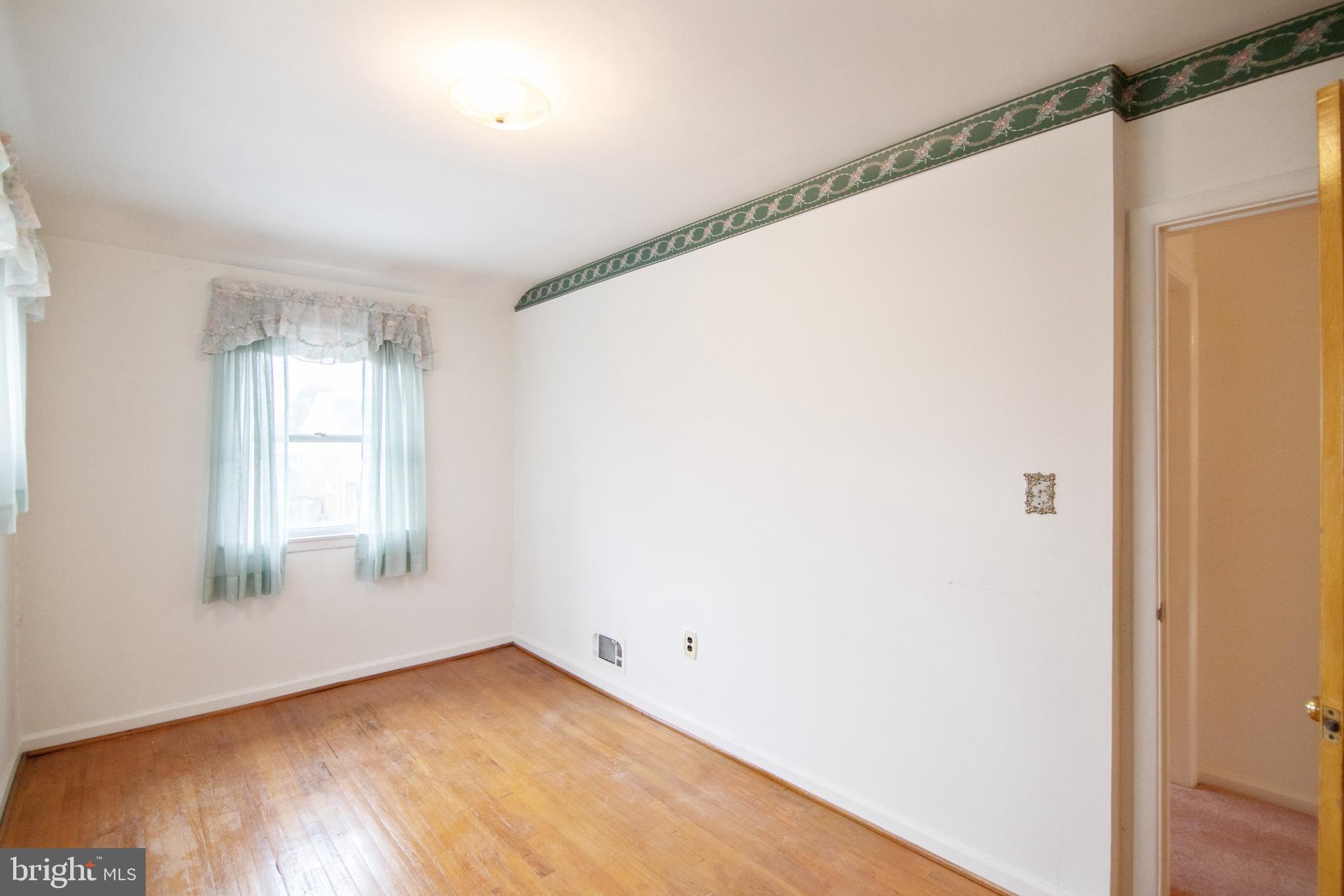 BALTIMORE HIGHLANDS - Residential