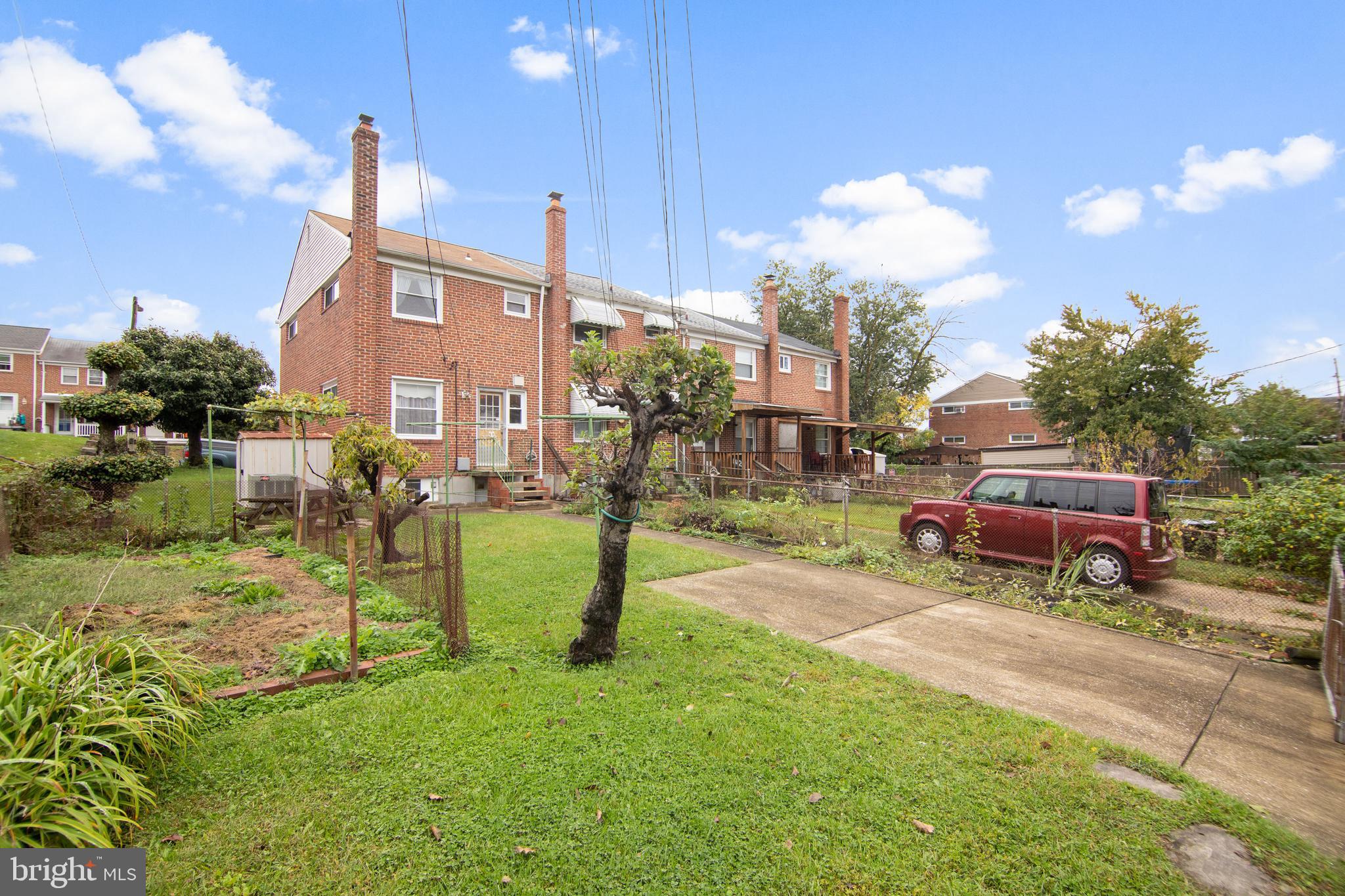 BALTIMORE HIGHLANDS - Residential