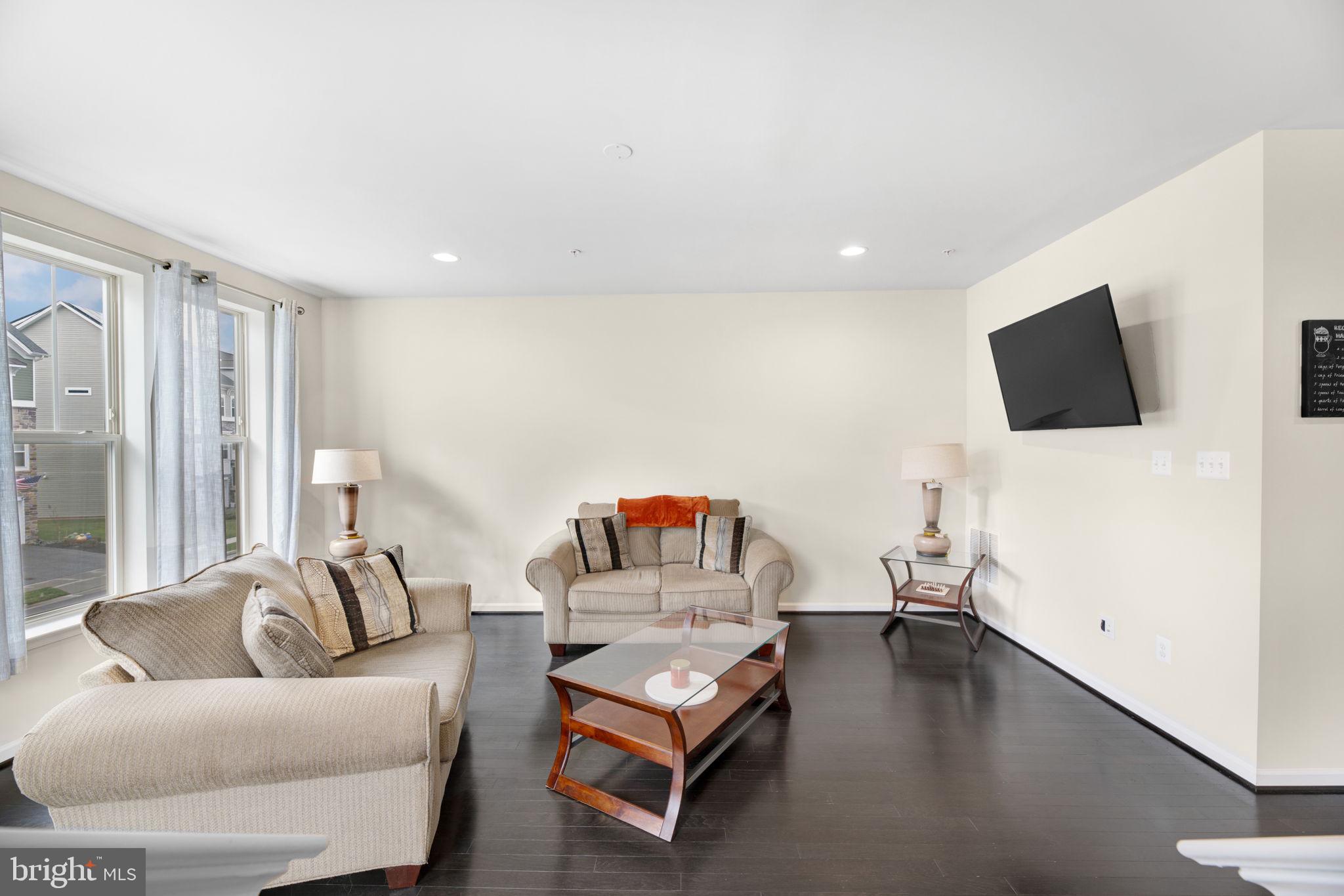 TANYARD COVE - Residential