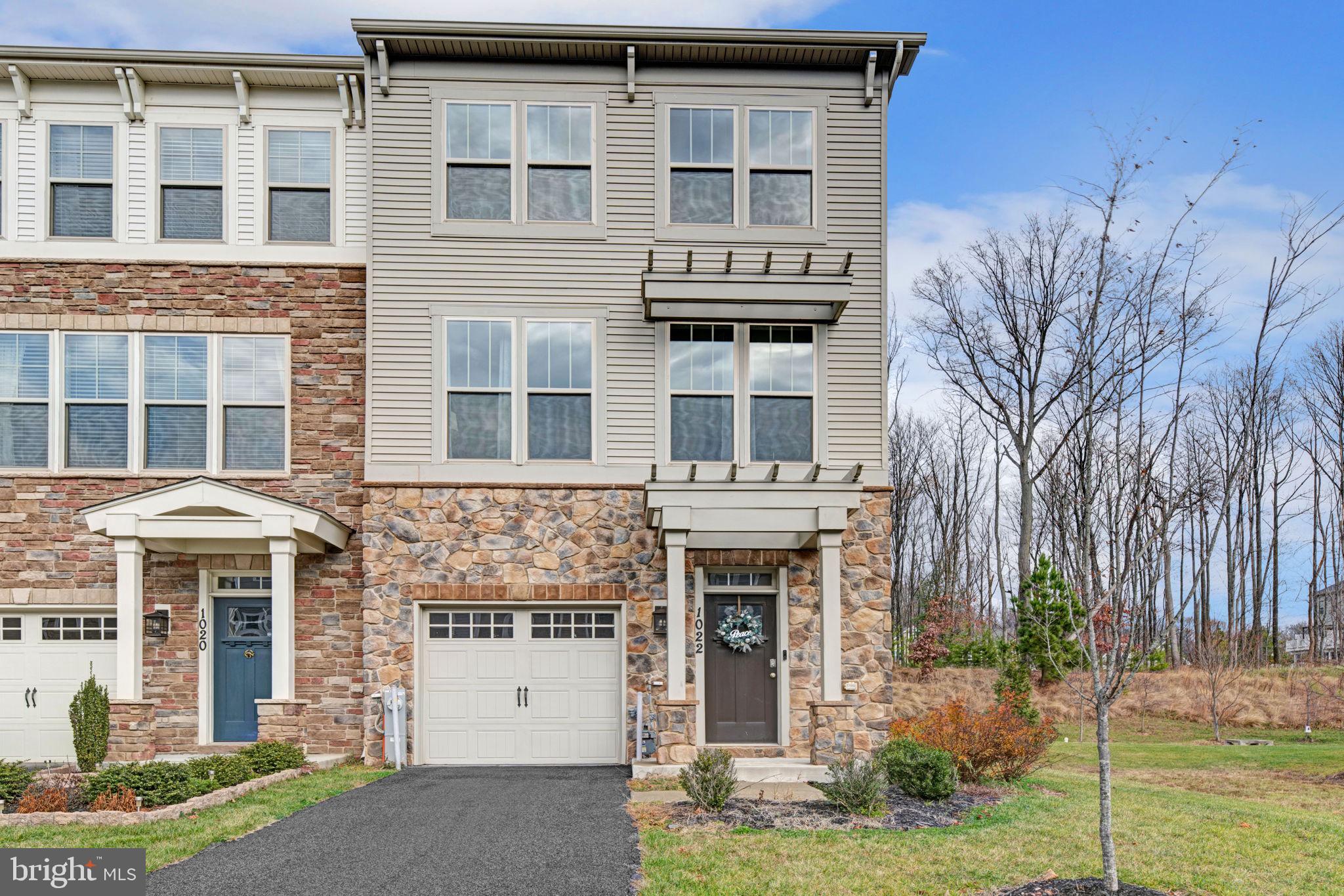 TANYARD COVE - Residential