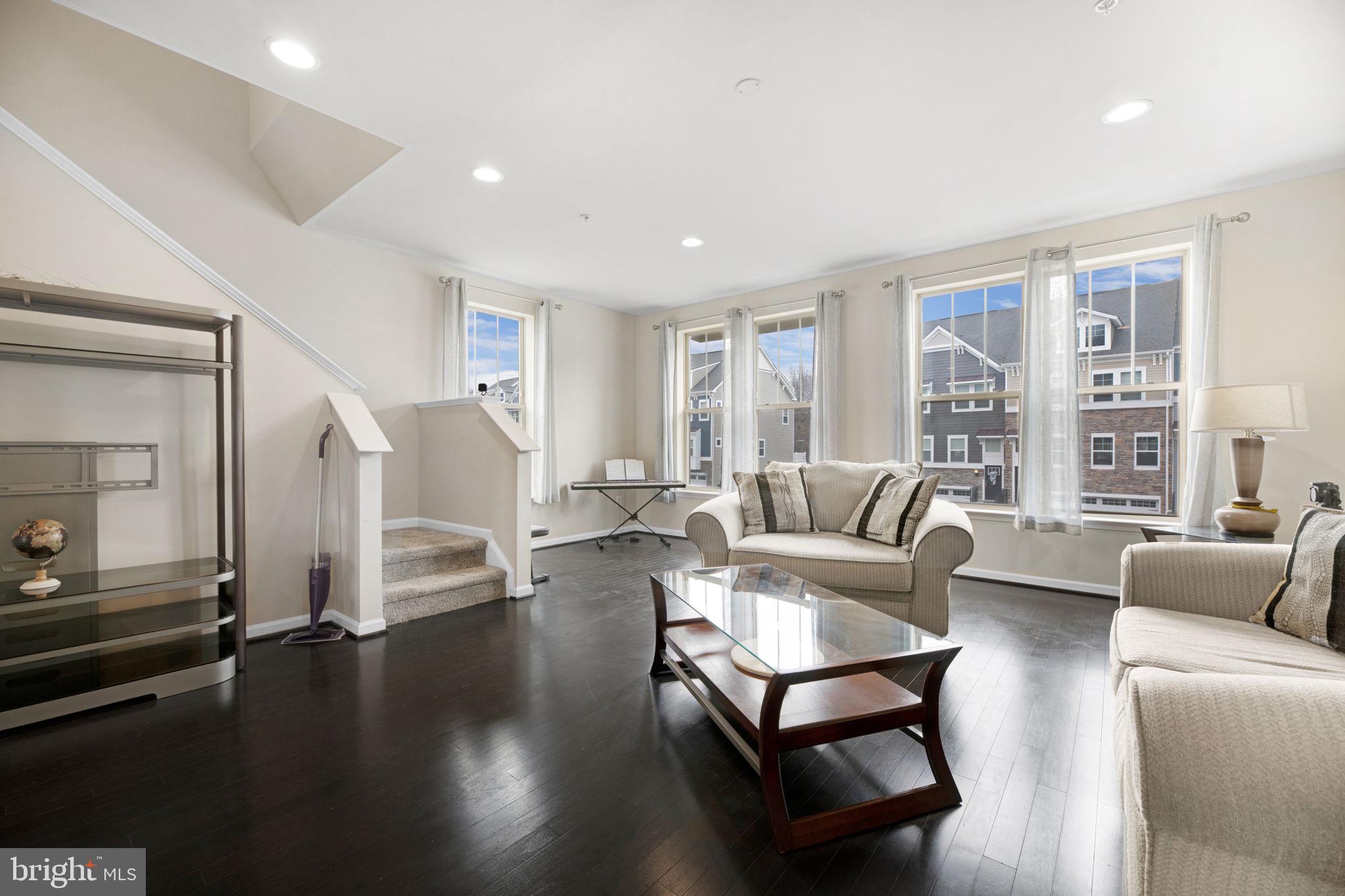 TANYARD COVE - Residential