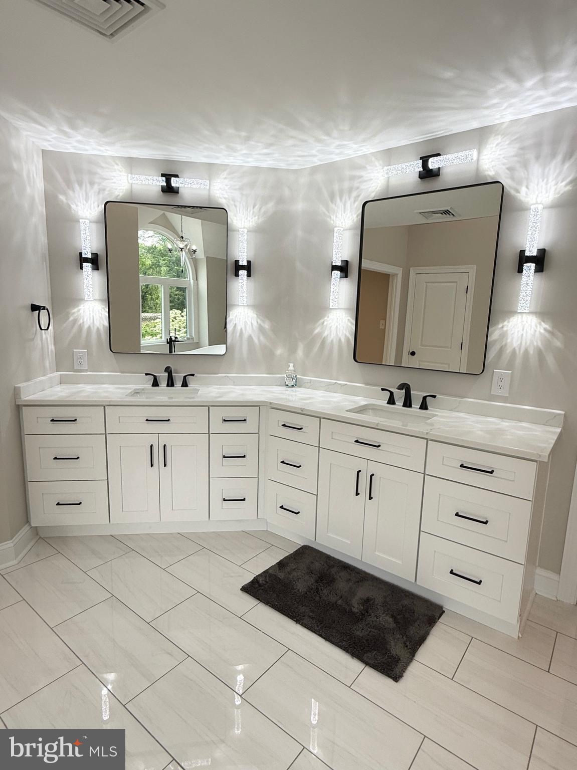 BURROWS RUN - Residential