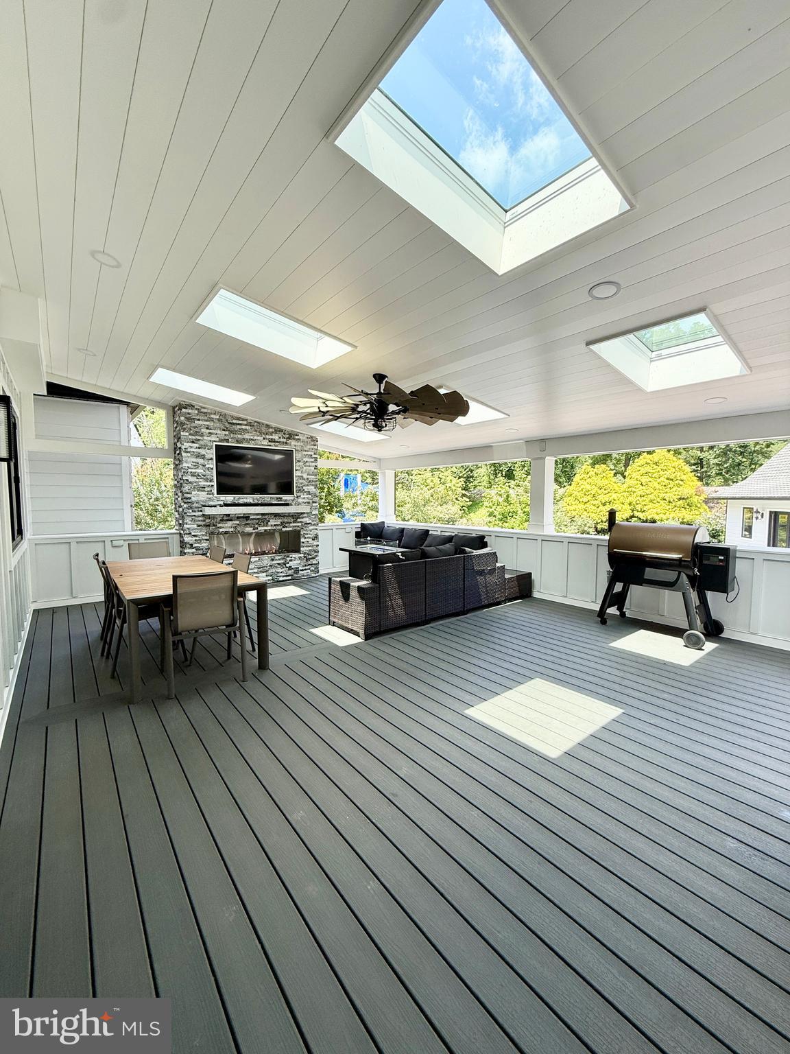 BURROWS RUN - Residential