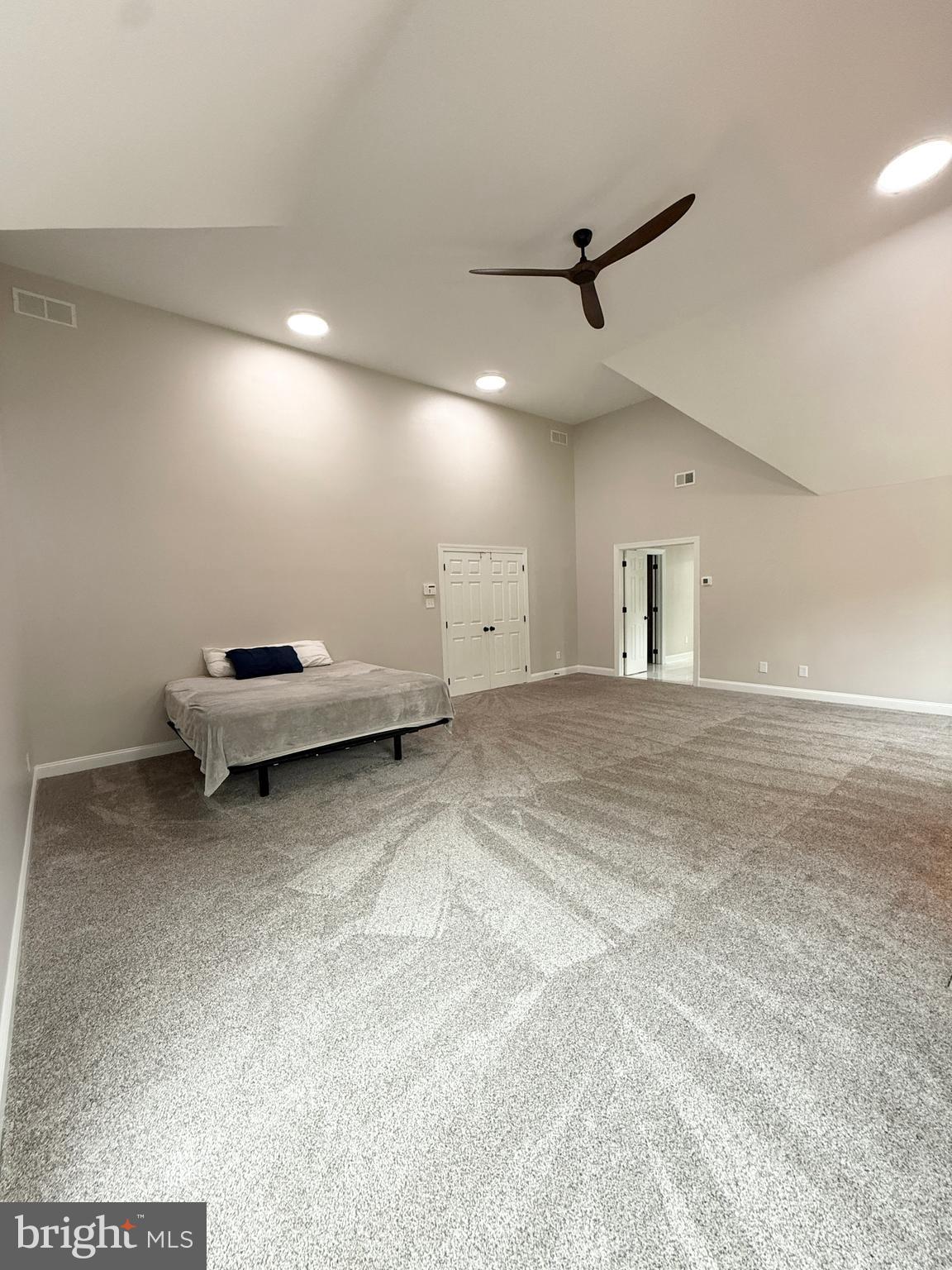 BURROWS RUN - Residential