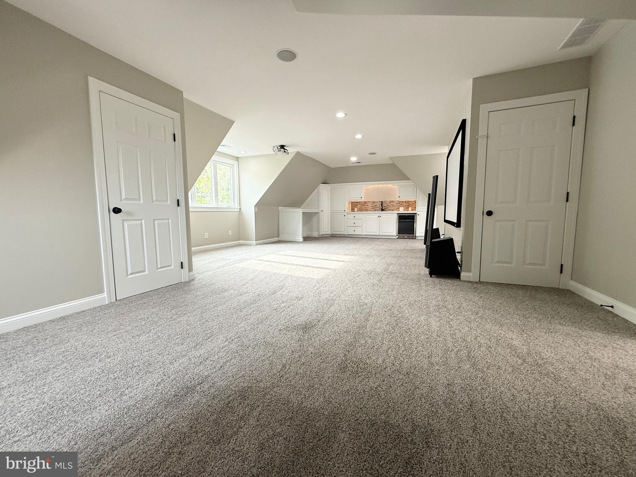 BURROWS RUN - Residential