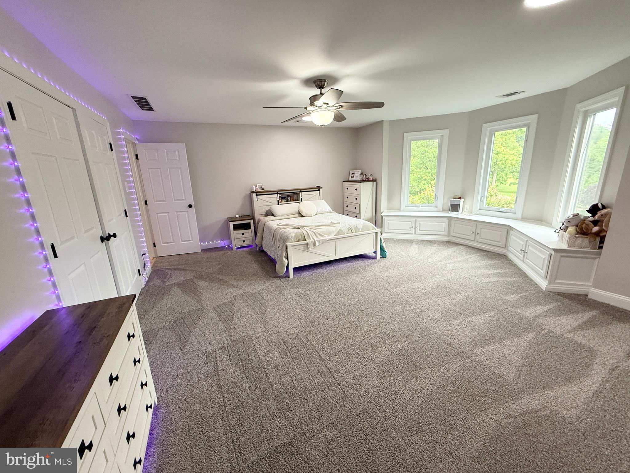 BURROWS RUN - Residential