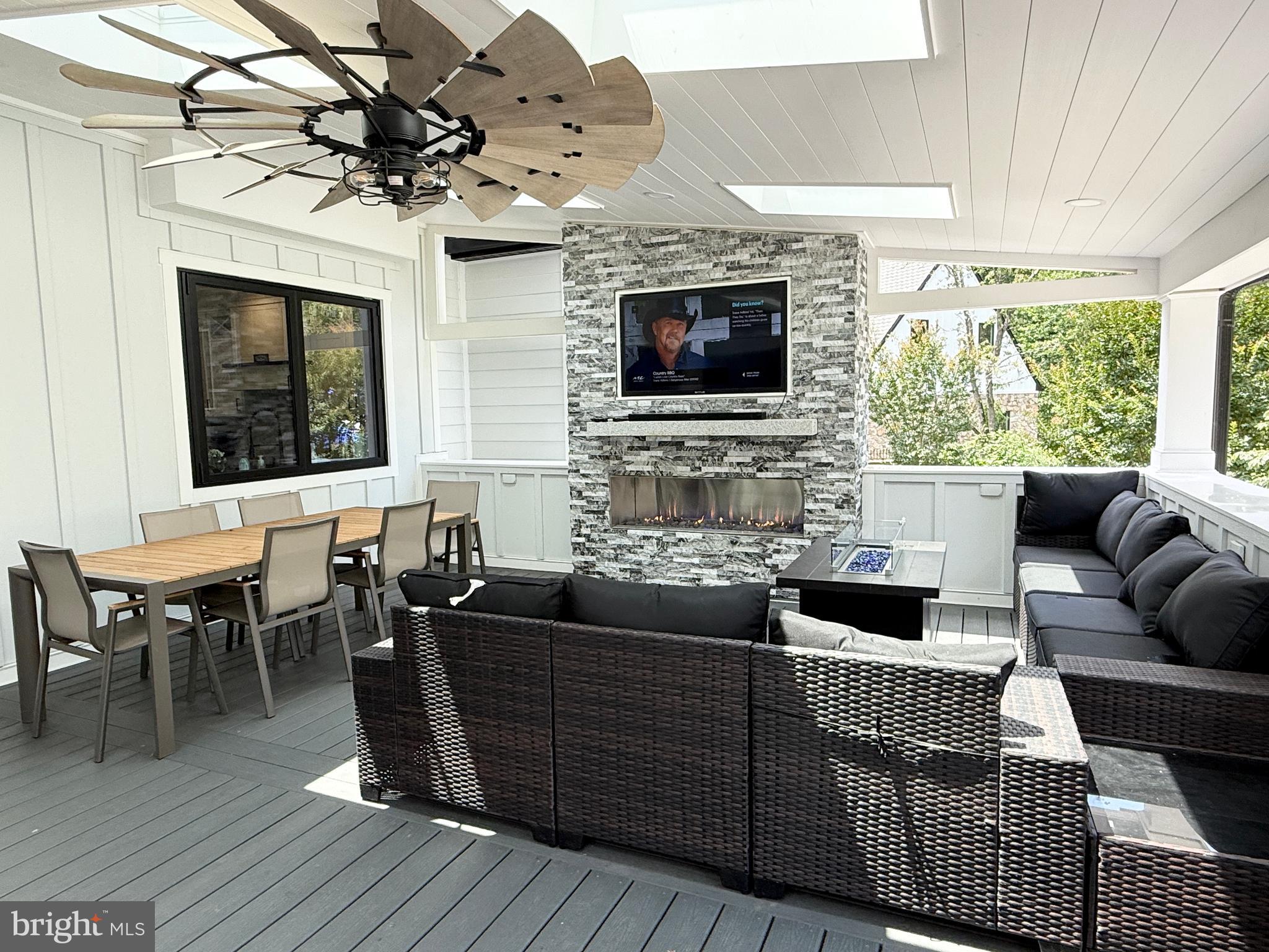 BURROWS RUN - Residential