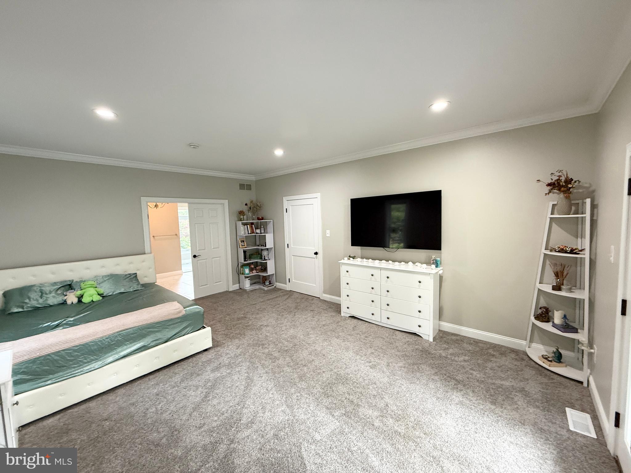 BURROWS RUN - Residential