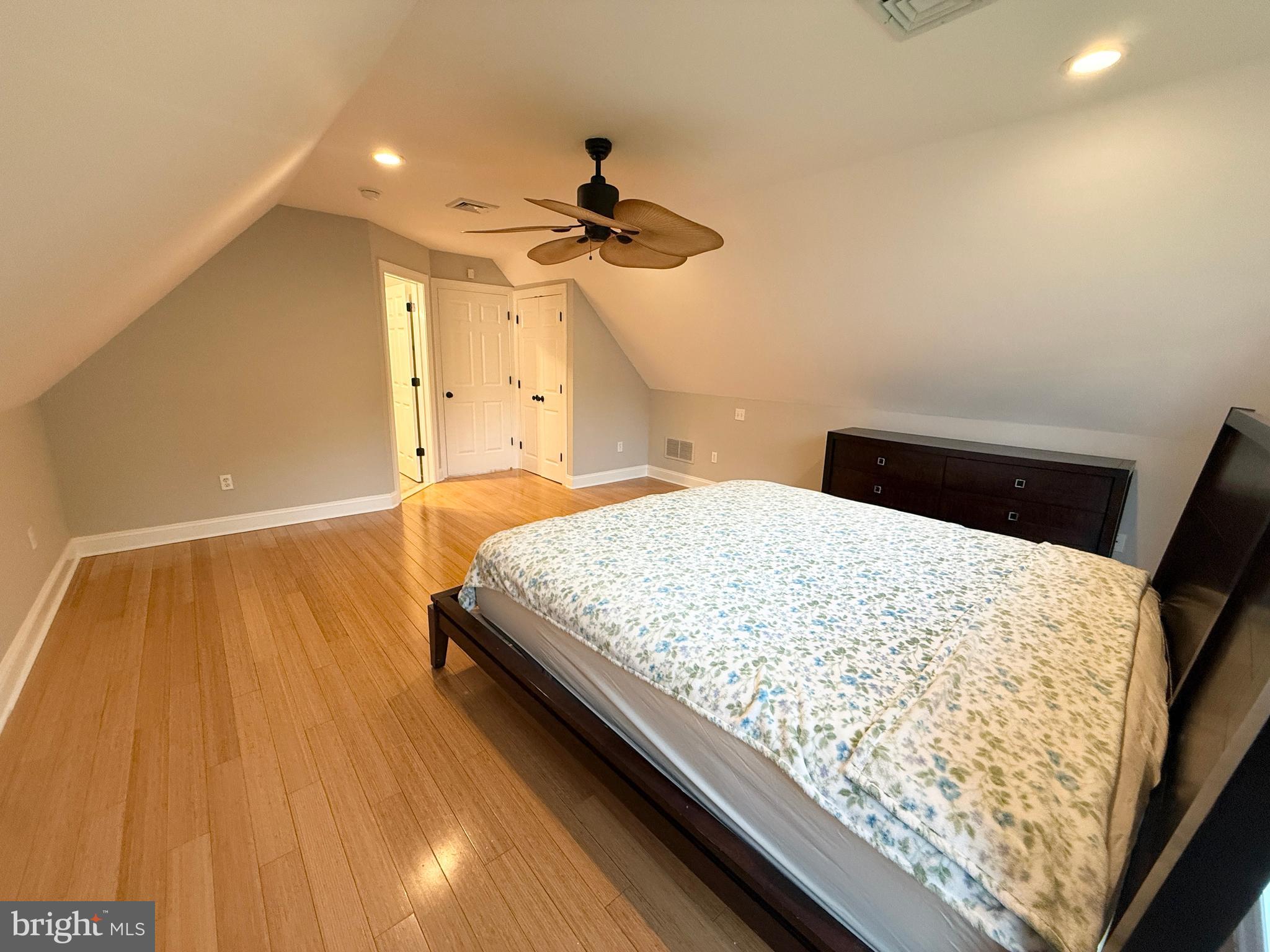 BURROWS RUN - Residential