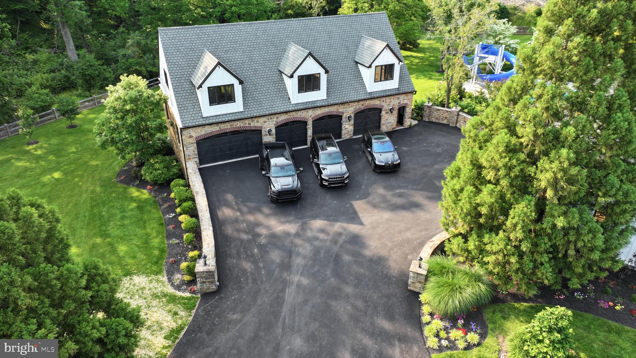 BURROWS RUN - Residential