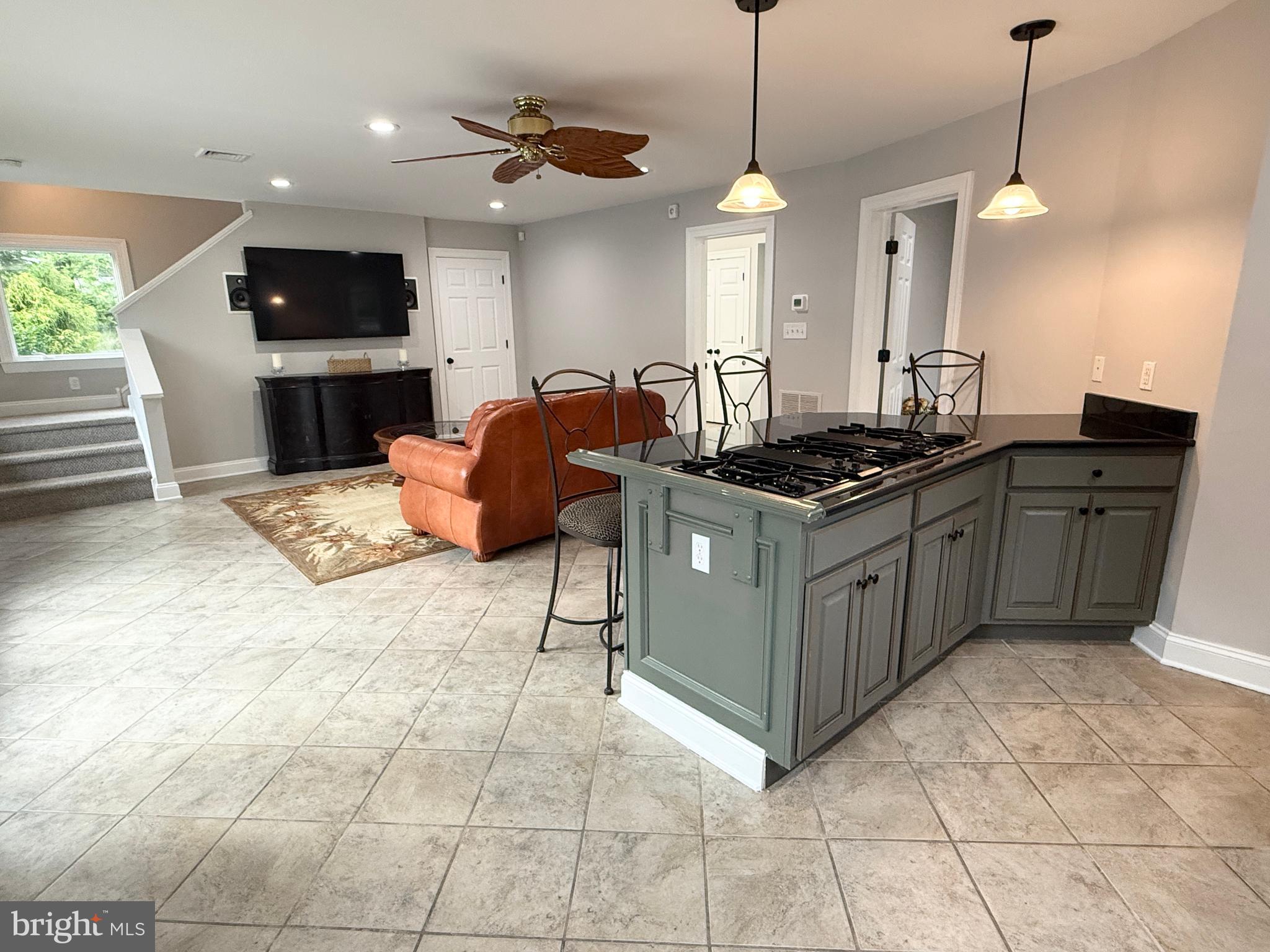 BURROWS RUN - Residential