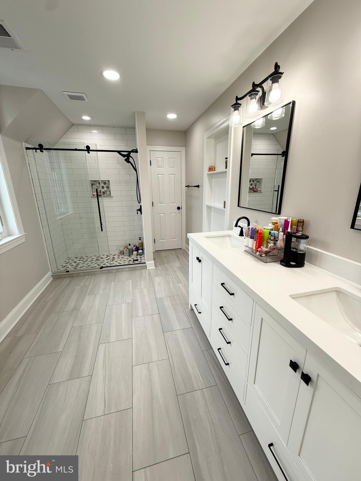 BURROWS RUN - Residential