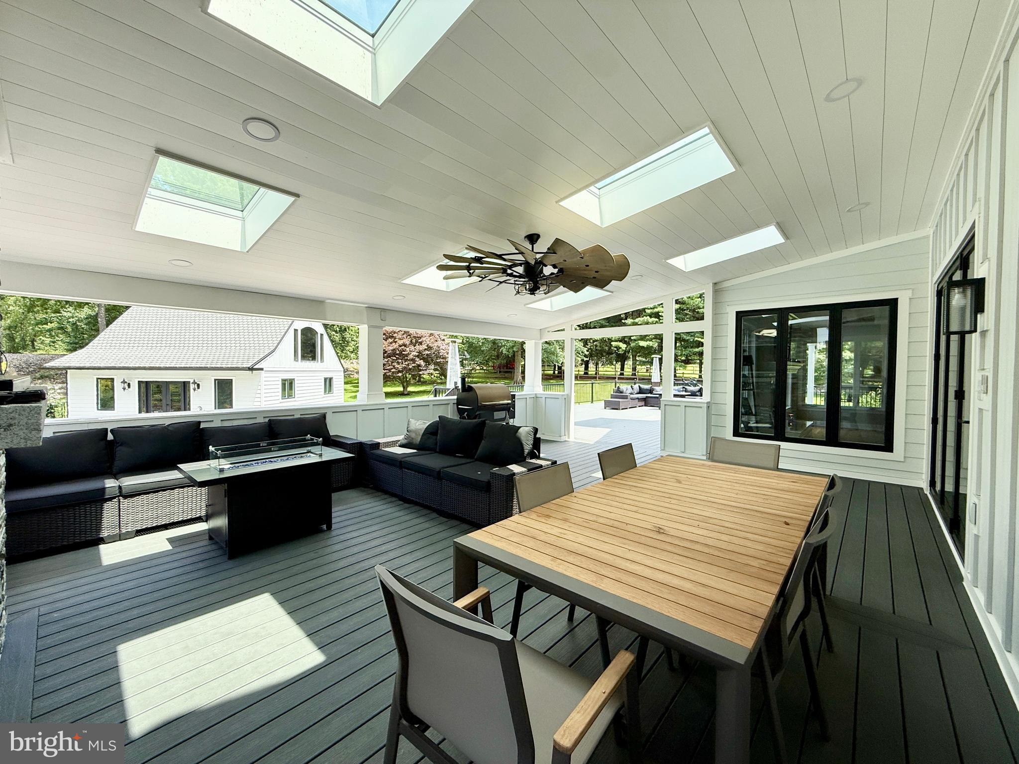 BURROWS RUN - Residential