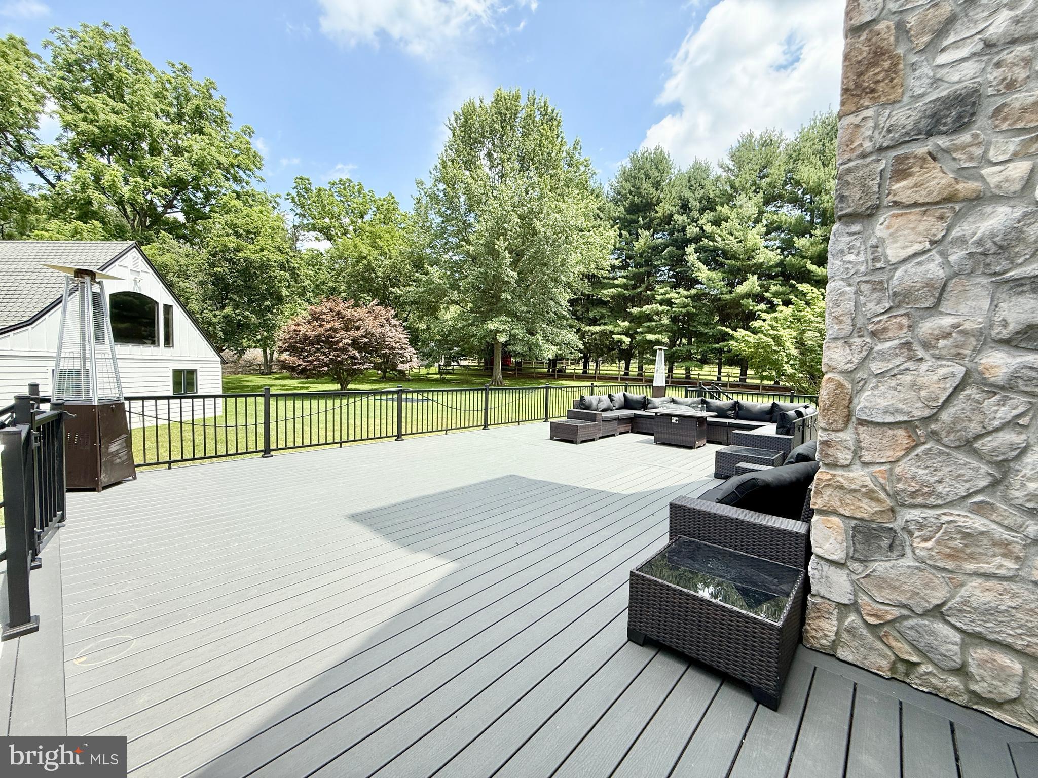 BURROWS RUN - Residential