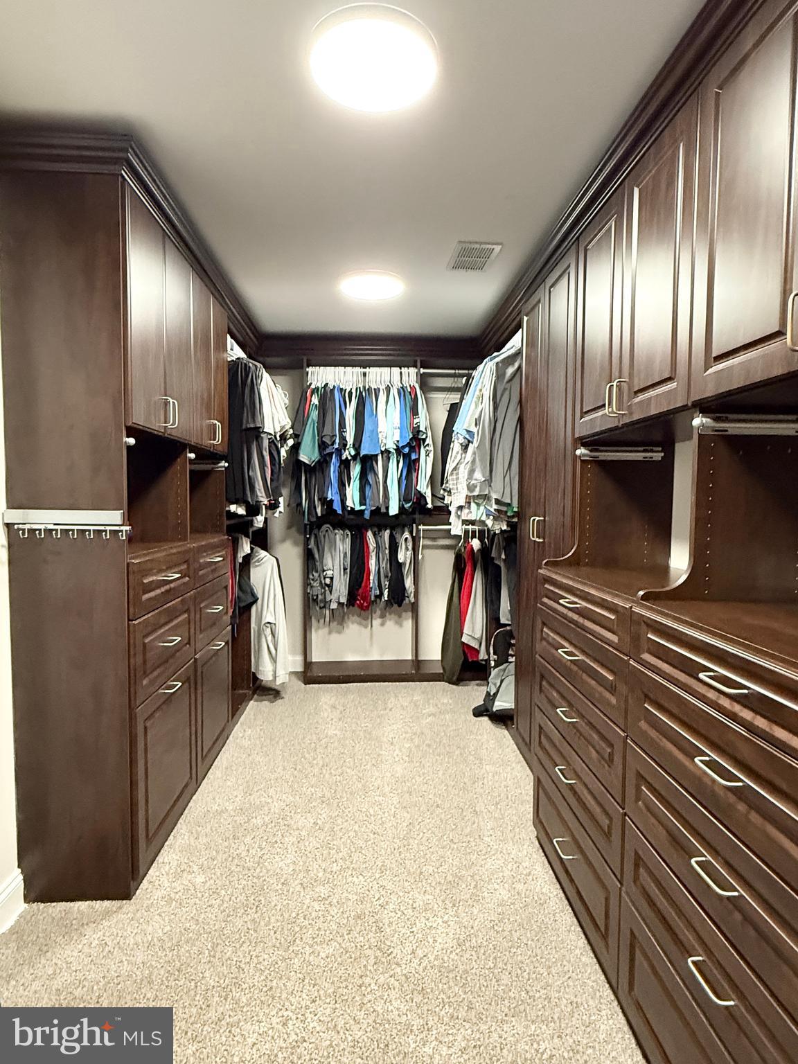 BURROWS RUN - Residential