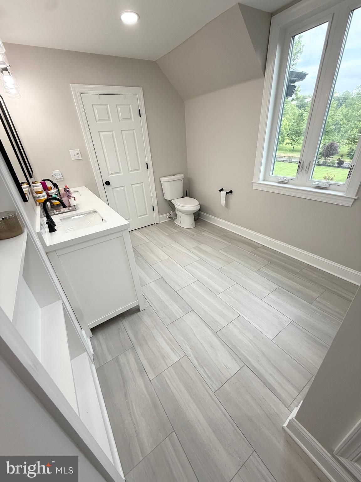 BURROWS RUN - Residential