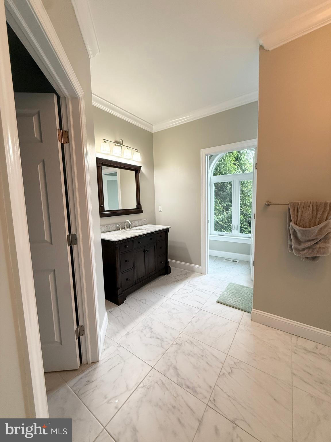 BURROWS RUN - Residential