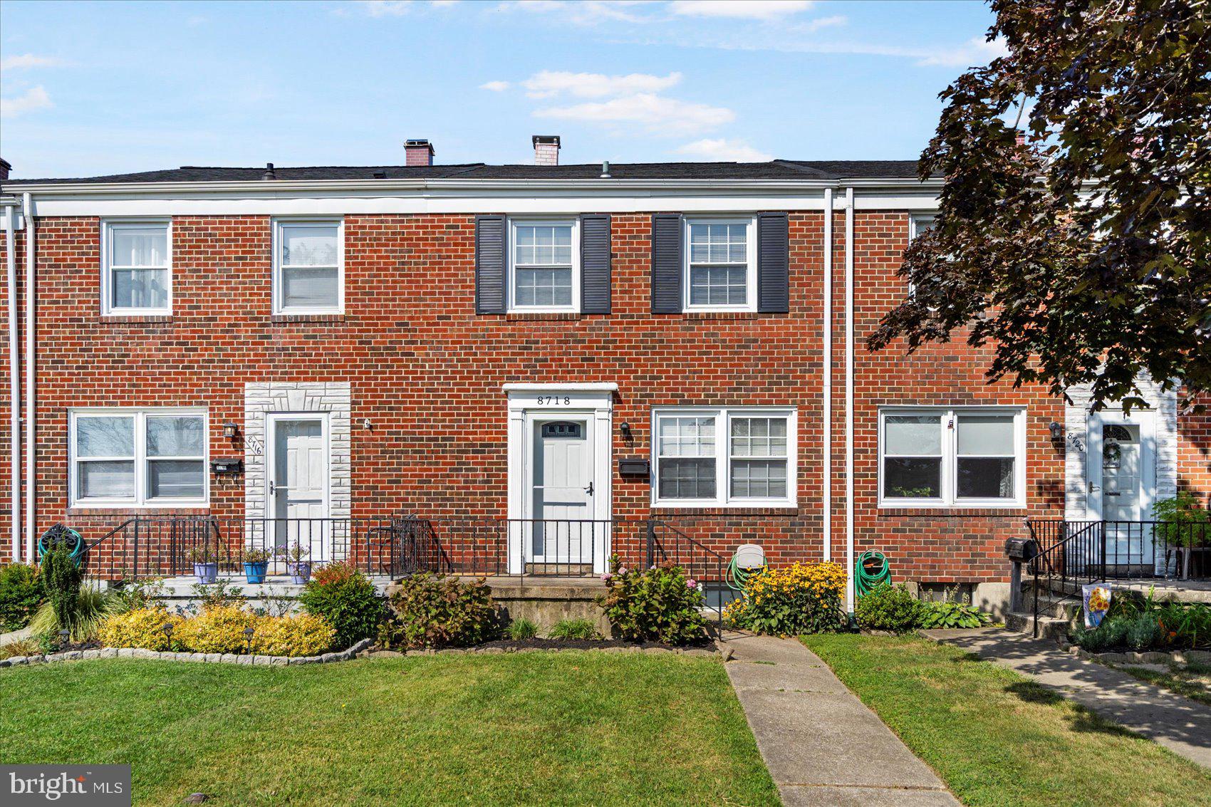 WILKER COURT - Residential