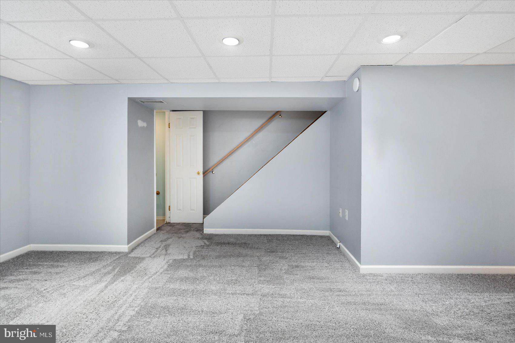 WILKER COURT - Residential