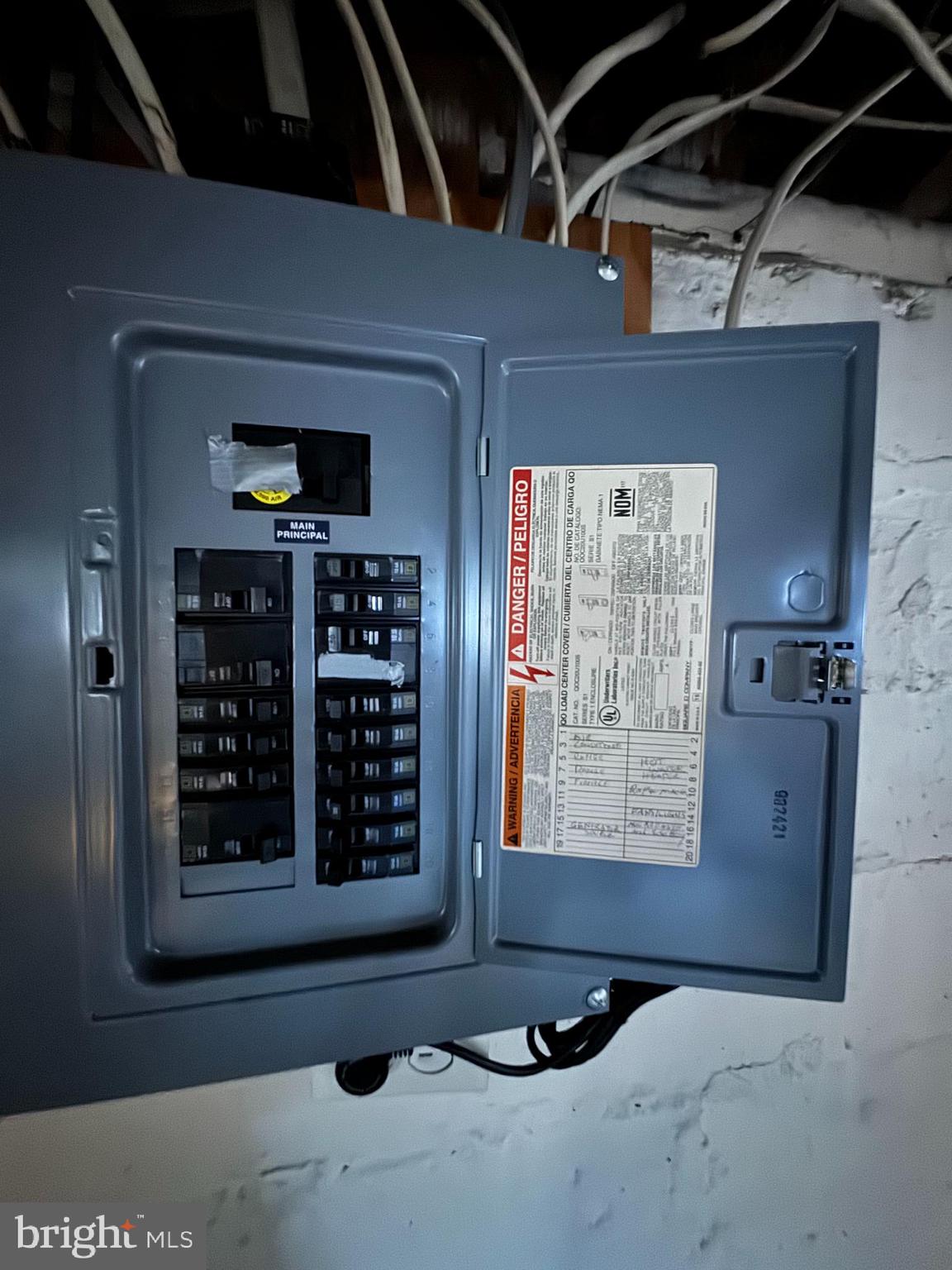 CATONSVILLE MANOR - Residential