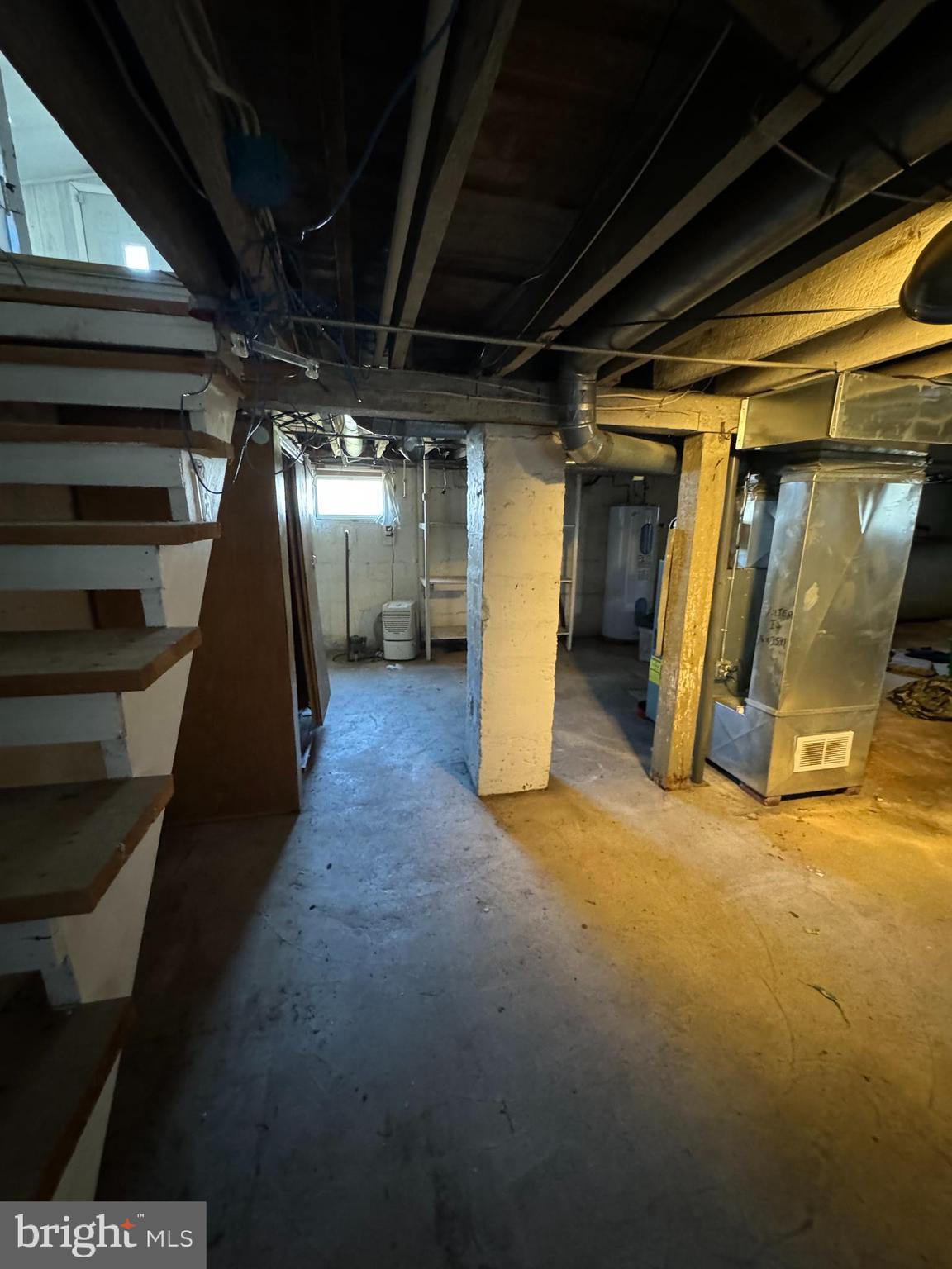 CATONSVILLE MANOR - Residential