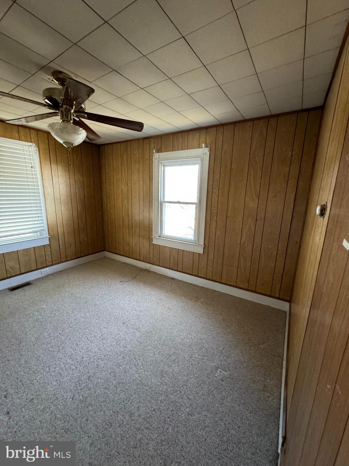 CATONSVILLE MANOR - Residential